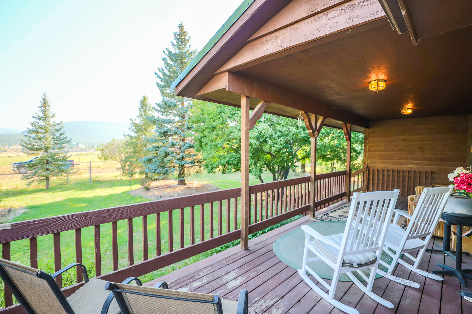 SADDLE HOUSE HOMESTEAD - Residential