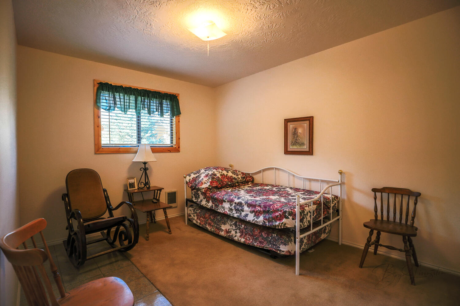 SADDLE HOUSE HOMESTEAD - Residential