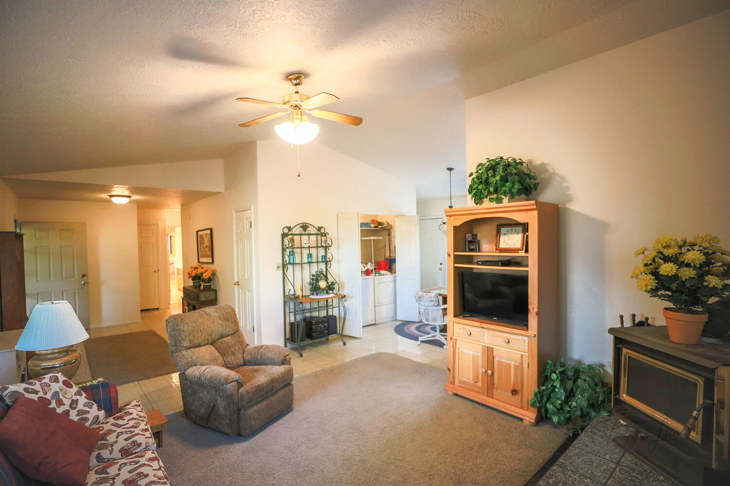 SADDLE HOUSE HOMESTEAD - Residential