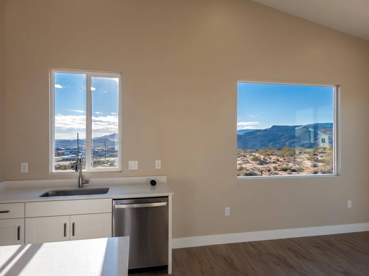 FRONT 9 AT SAND HOLLOW - Residential