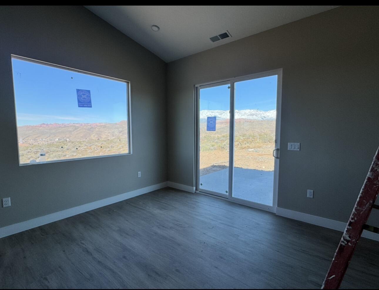 FRONT 9 AT SAND HOLLOW - Residential