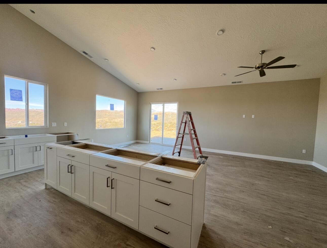 FRONT 9 AT SAND HOLLOW - Residential