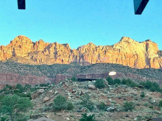 CANYON COTTONWOODS - Residential