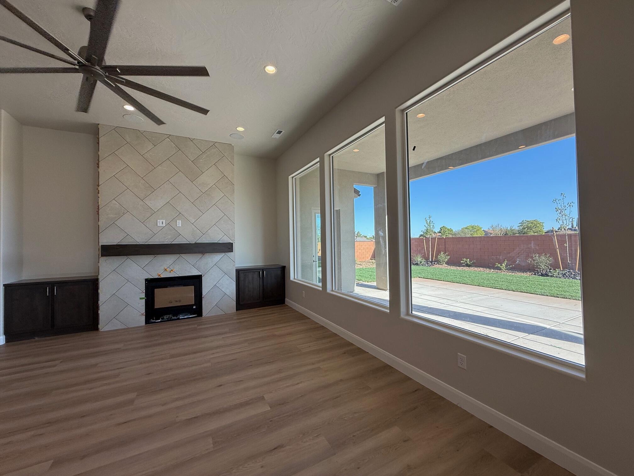 SERENITY ESTATES - Residential