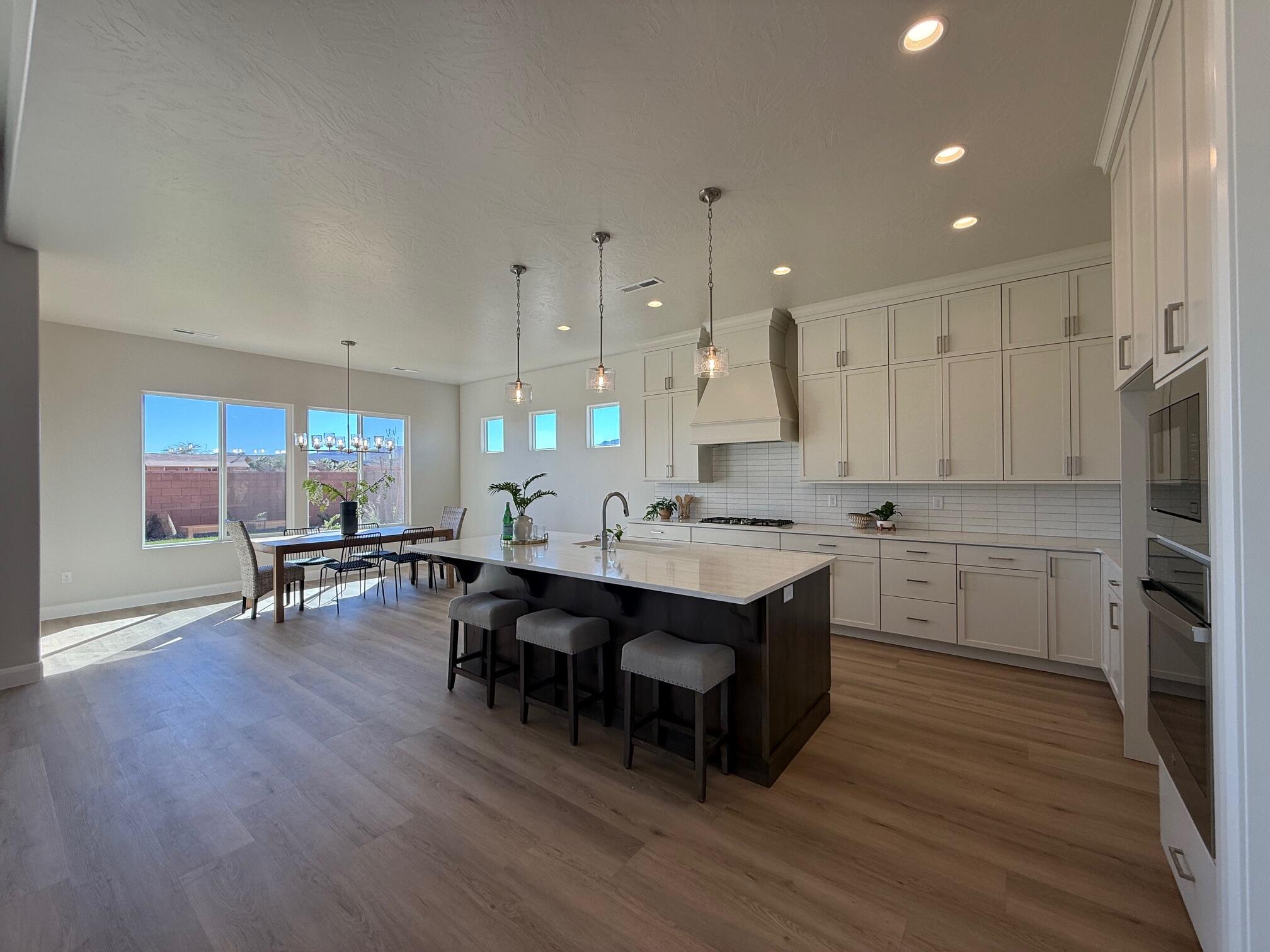 SERENITY ESTATES - Residential