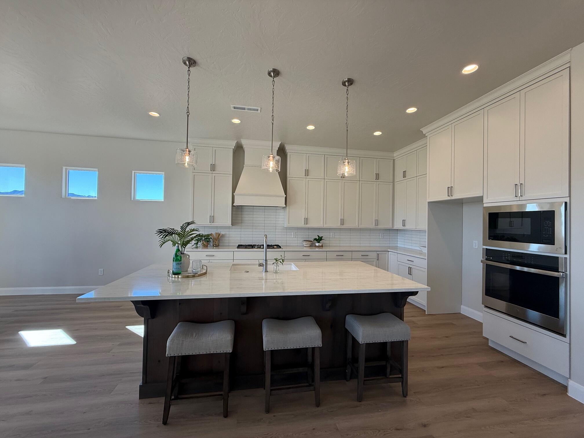 SERENITY ESTATES - Residential