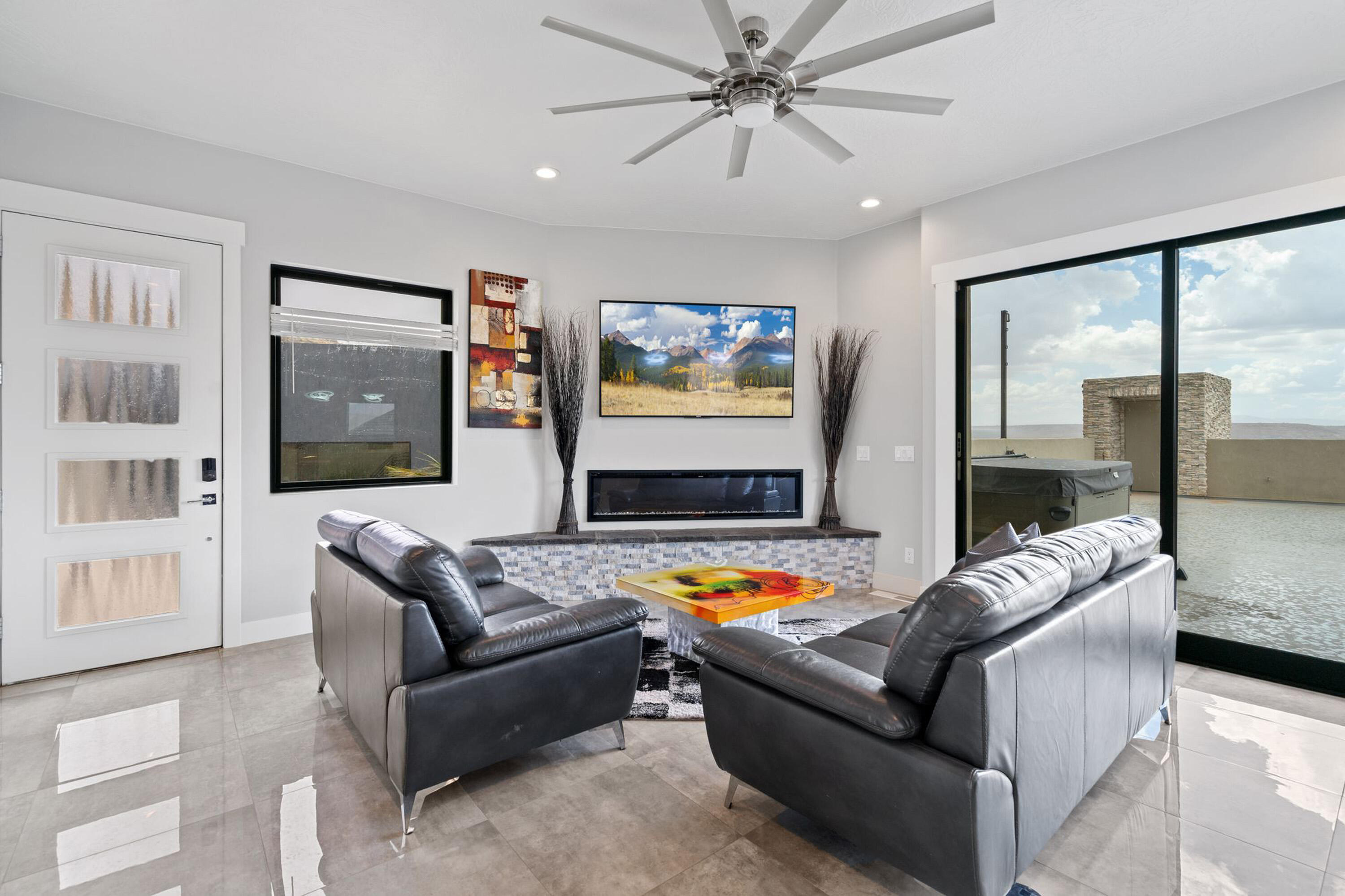 DIXIE SPRINGS - Residential