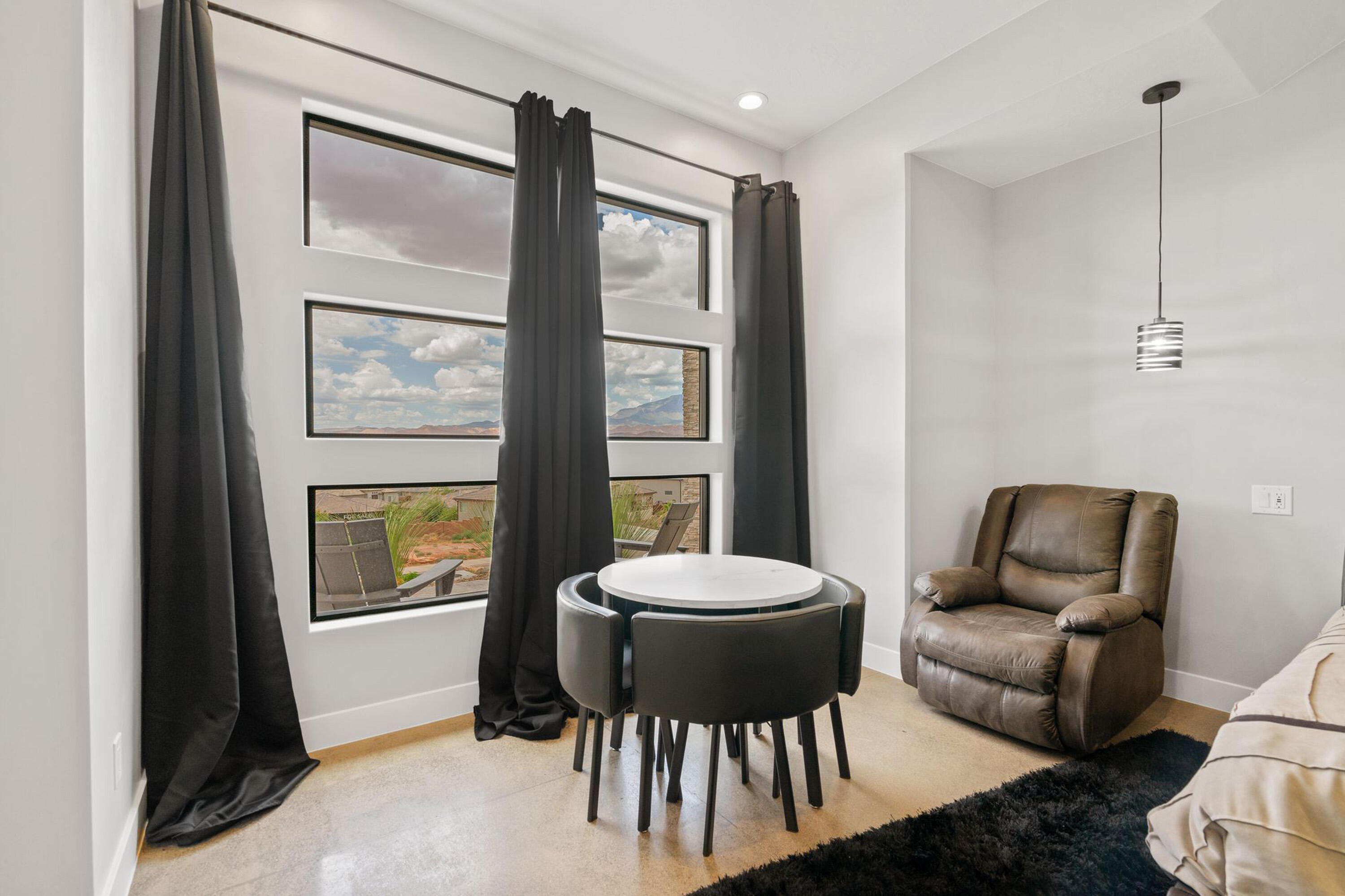 DIXIE SPRINGS - Residential