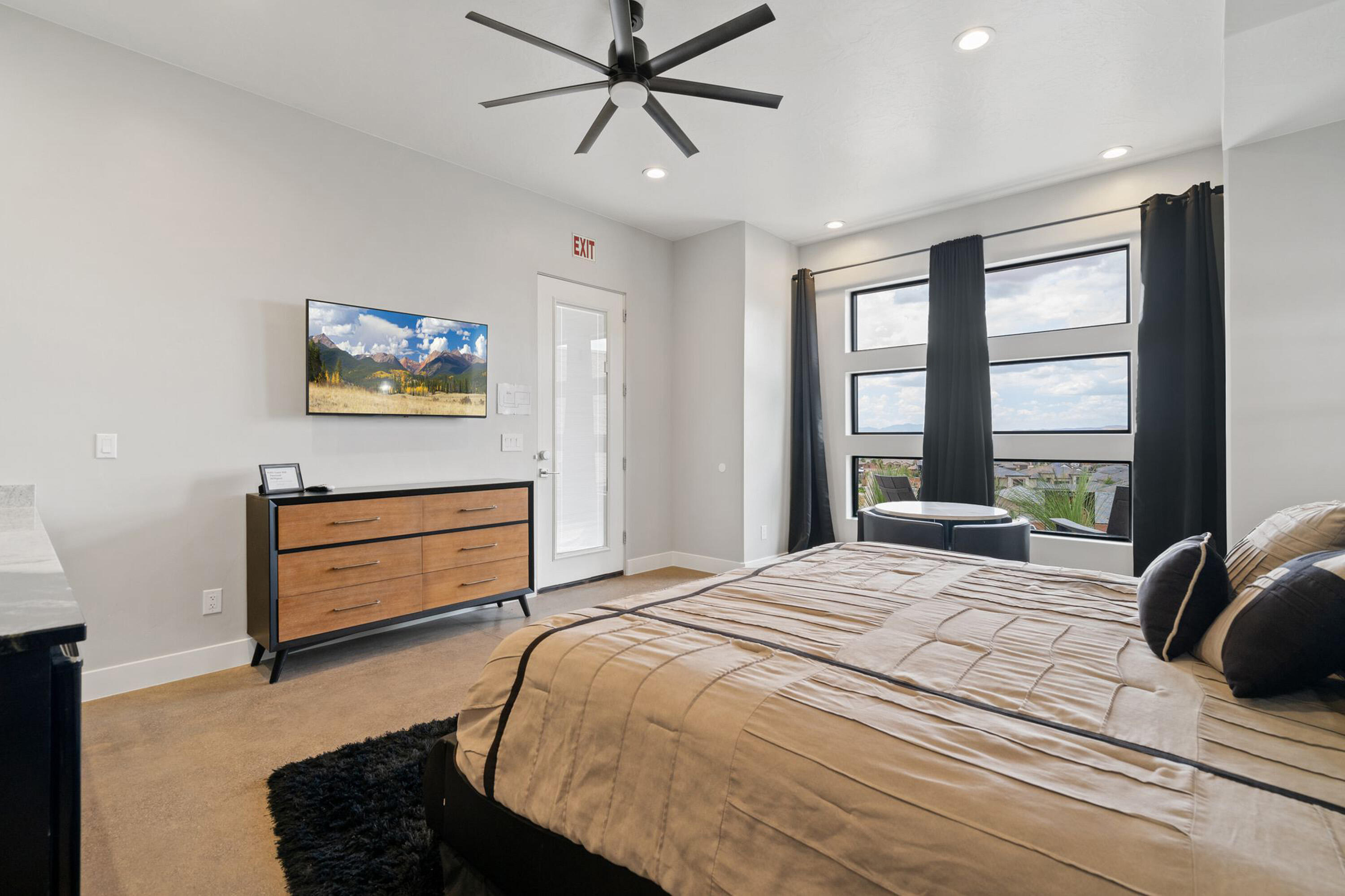 DIXIE SPRINGS - Residential