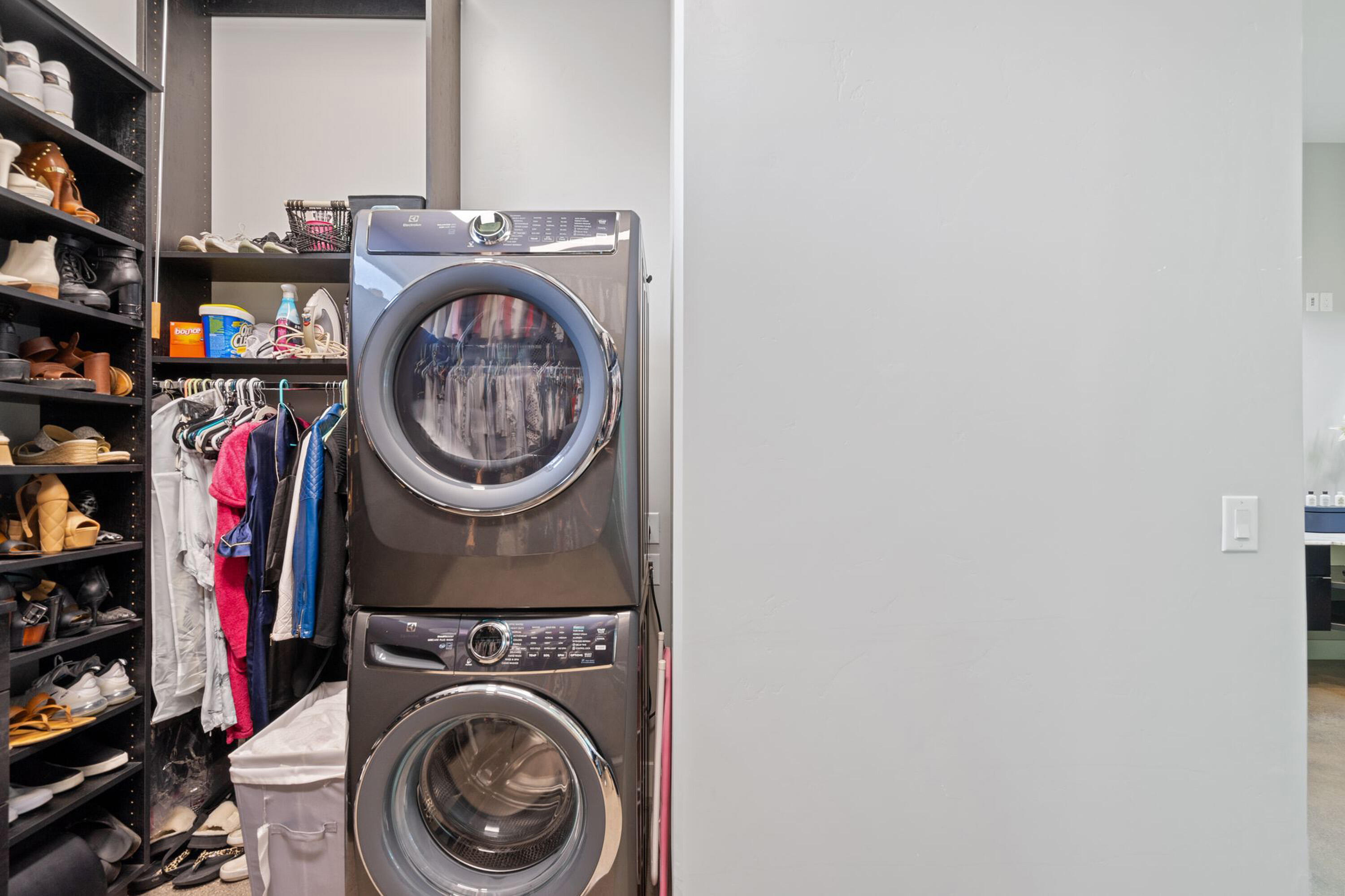 DIXIE SPRINGS - Residential