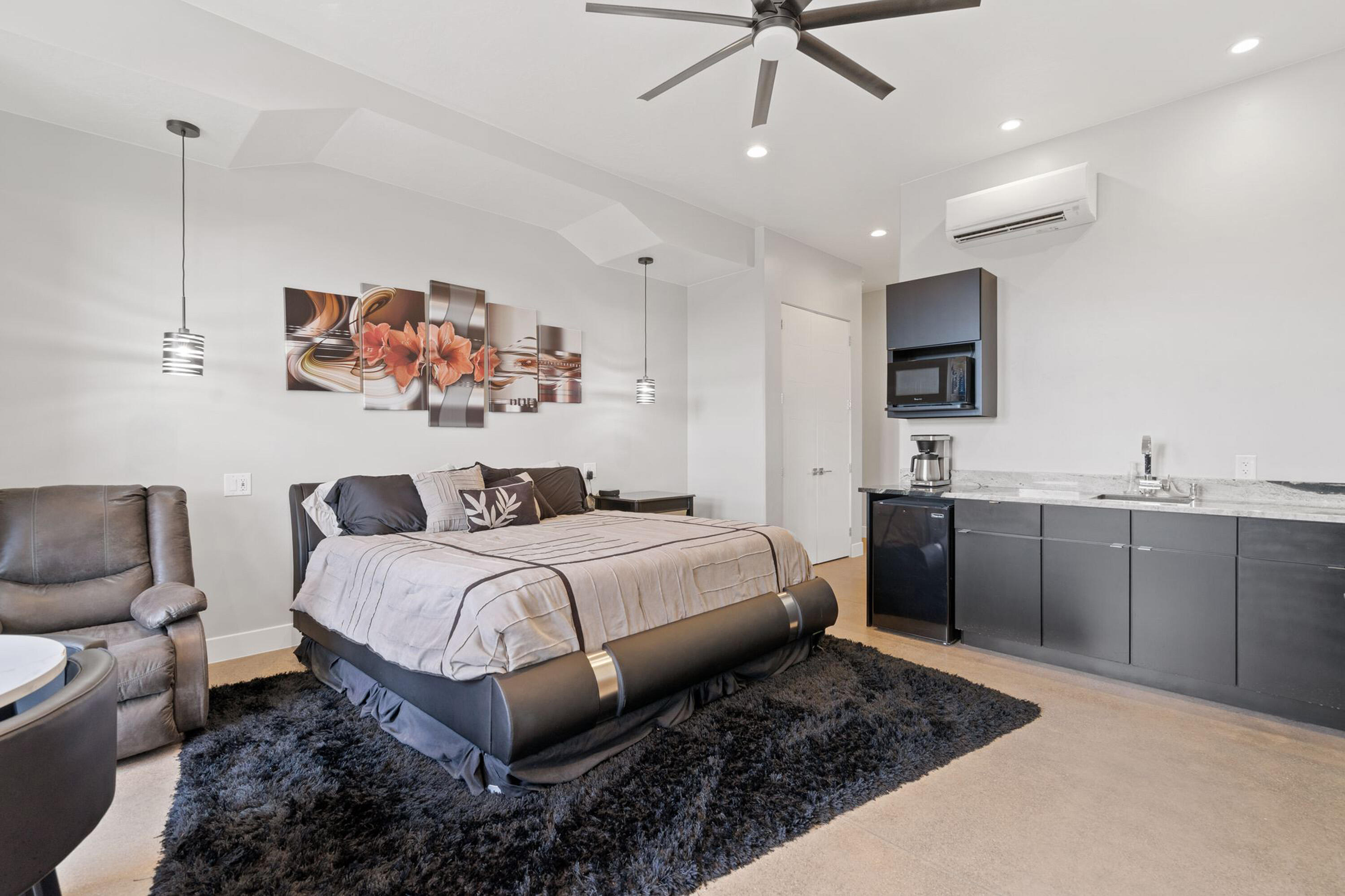 DIXIE SPRINGS - Residential