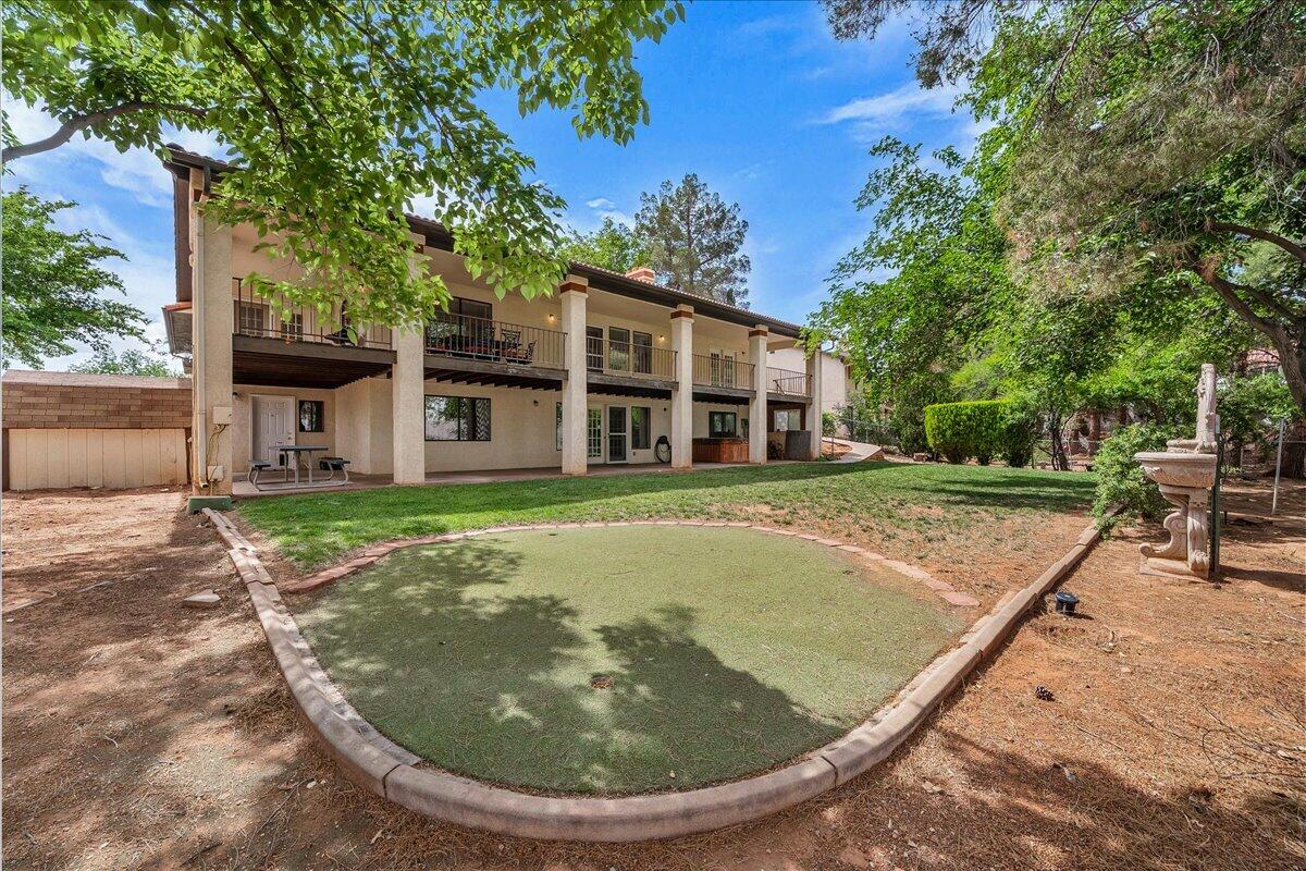 BLOOMINGTON COUNTRY CLUB - Residential