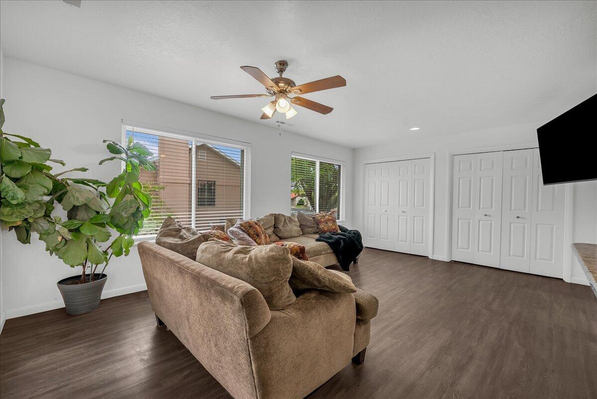 BLOOMINGTON COUNTRY CLUB - Residential