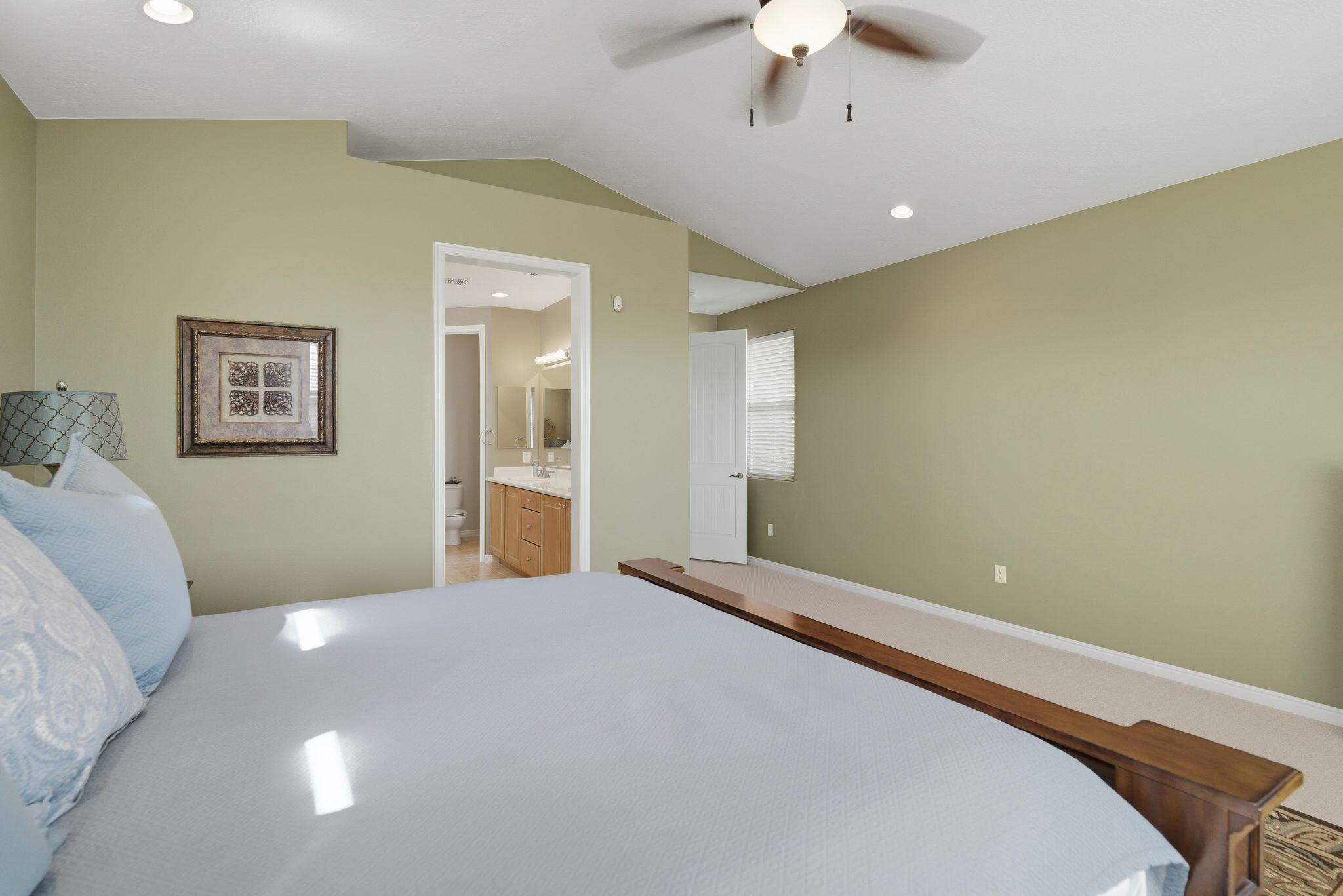 CORAL CANYON - Residential