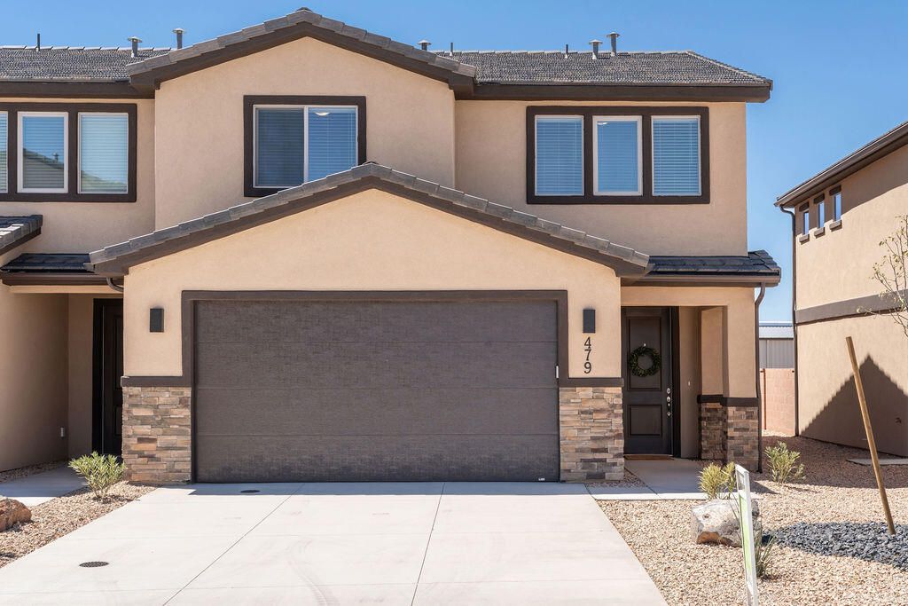 Photo of 479 W 405 N, Hurricane, UT 84737 (MLS # 26-273809)