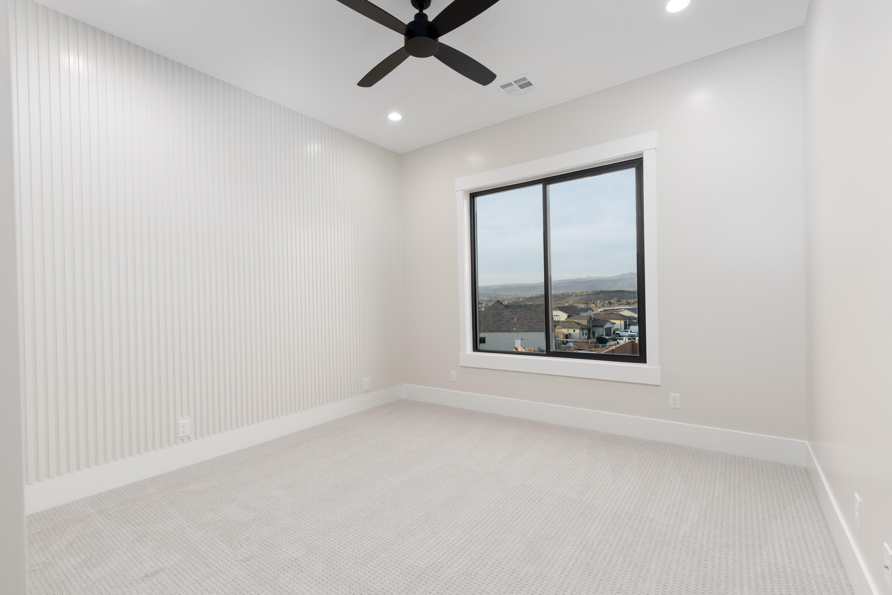 HEIGHTS AT WASHINGTON BENCH - Residential