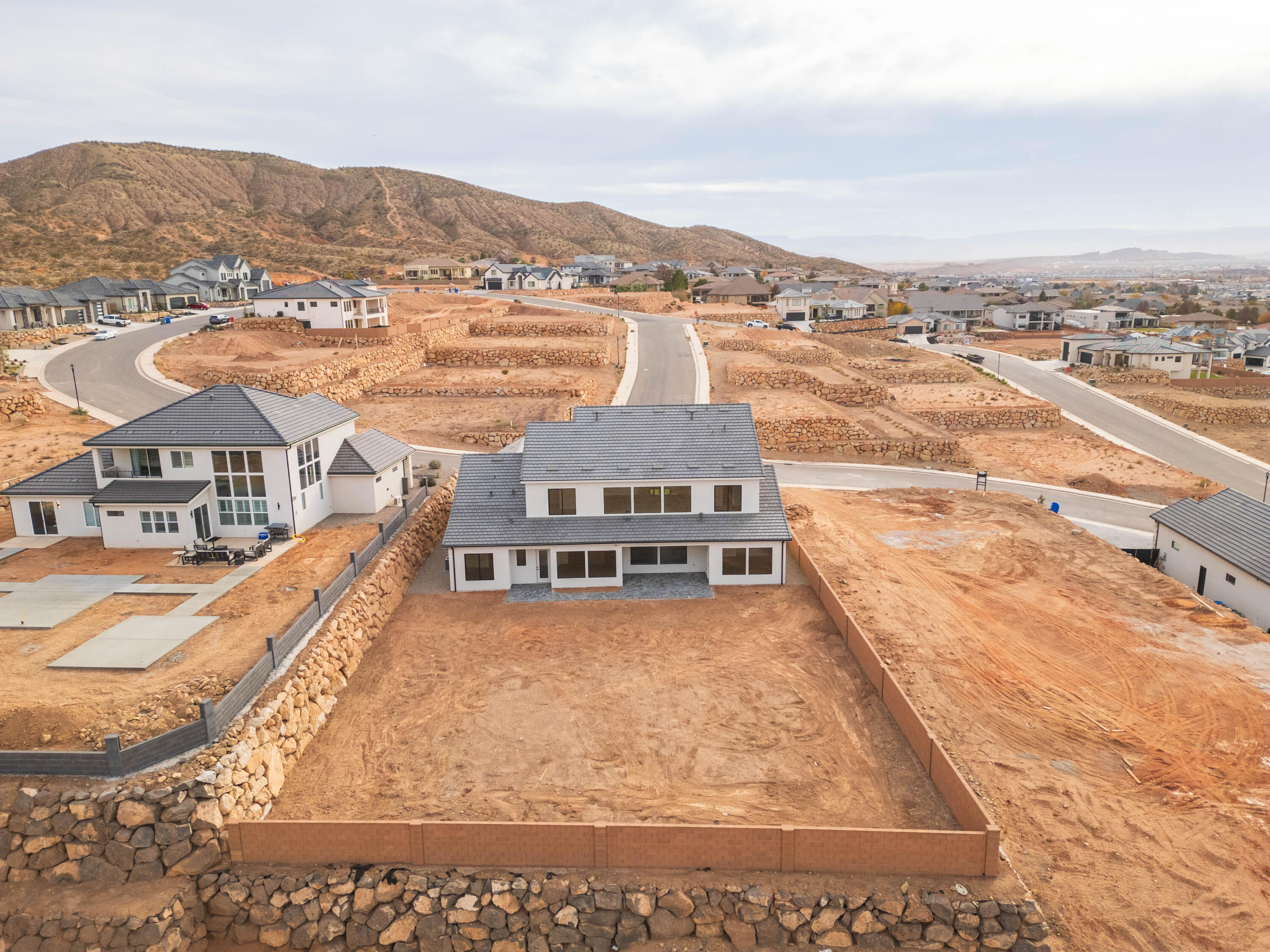 HEIGHTS AT WASHINGTON BENCH - Residential