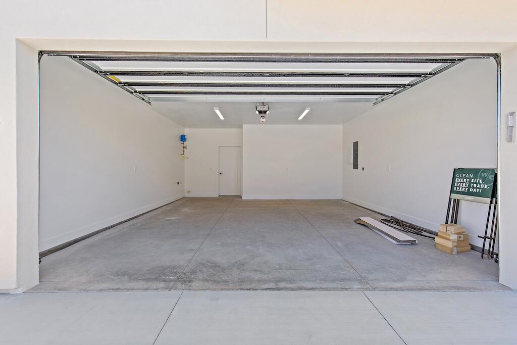 ROCKLAND TOWNHOMES - Residential