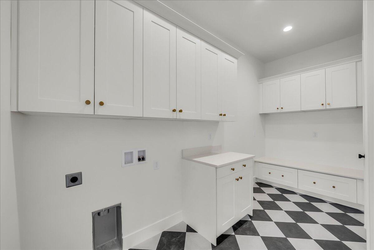 DIXIE SPRINGS - Residential