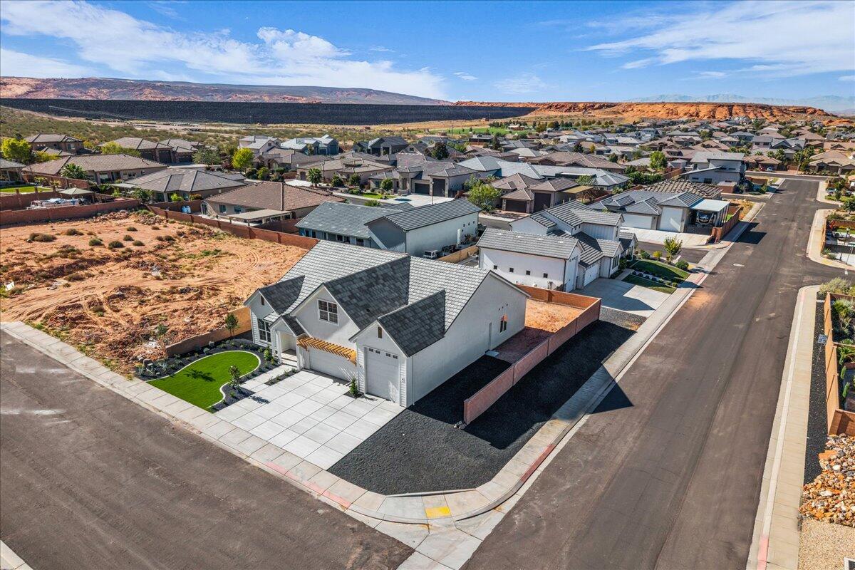 DIXIE SPRINGS - Residential