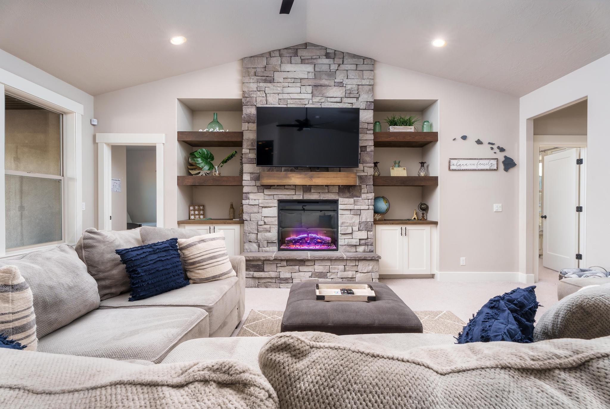 APPLE VALLEY RANCH GOOSEBERRY - Residential