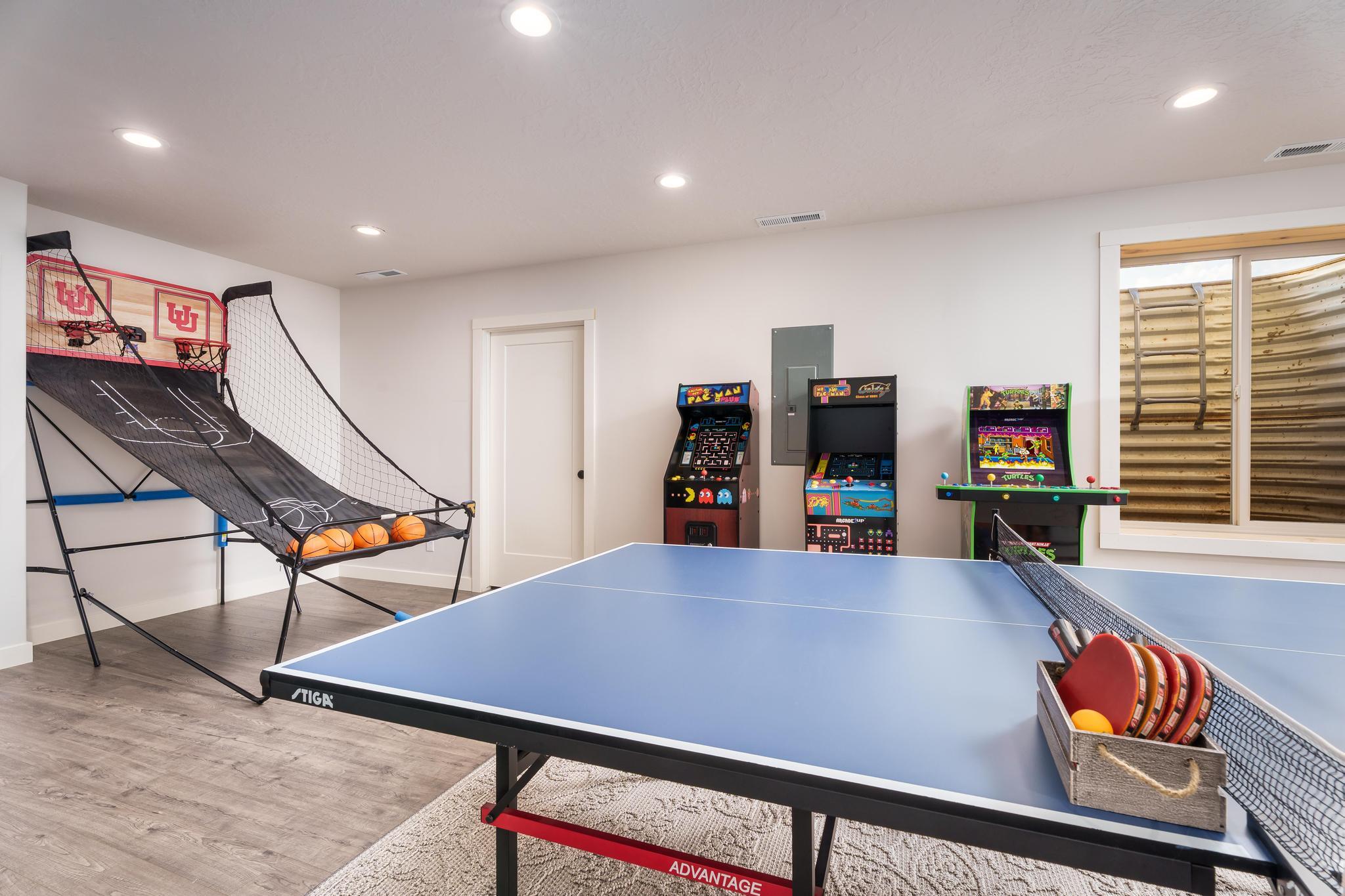 APPLE VALLEY RANCH GOOSEBERRY - Residential