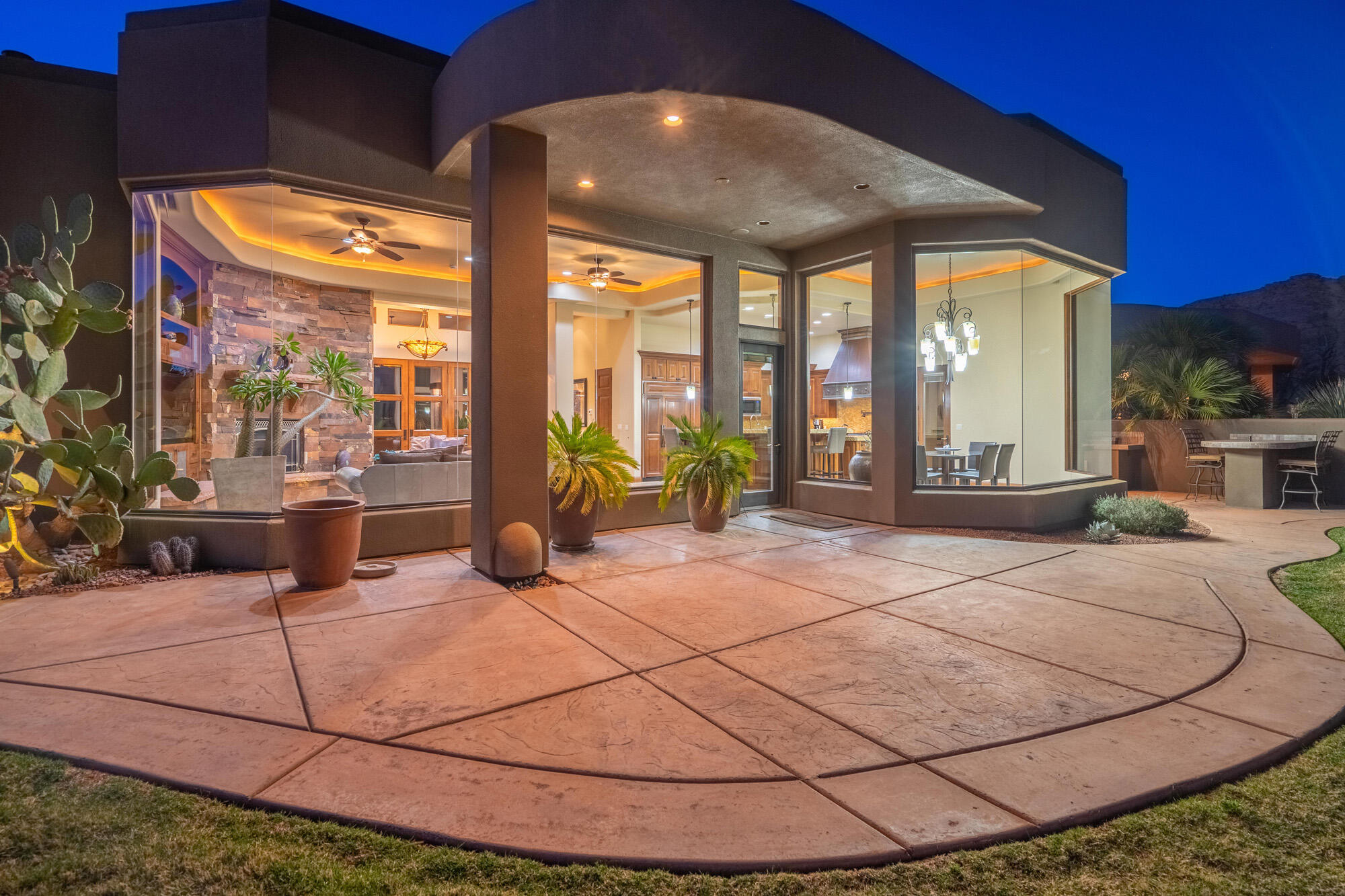 CLIFFS OF SNOW CANYON - Residential