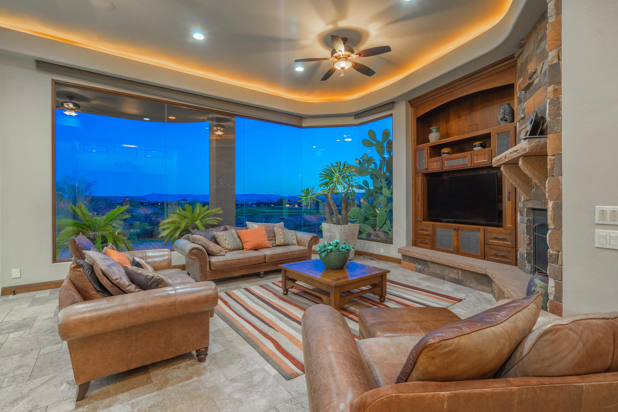 CLIFFS OF SNOW CANYON - Residential