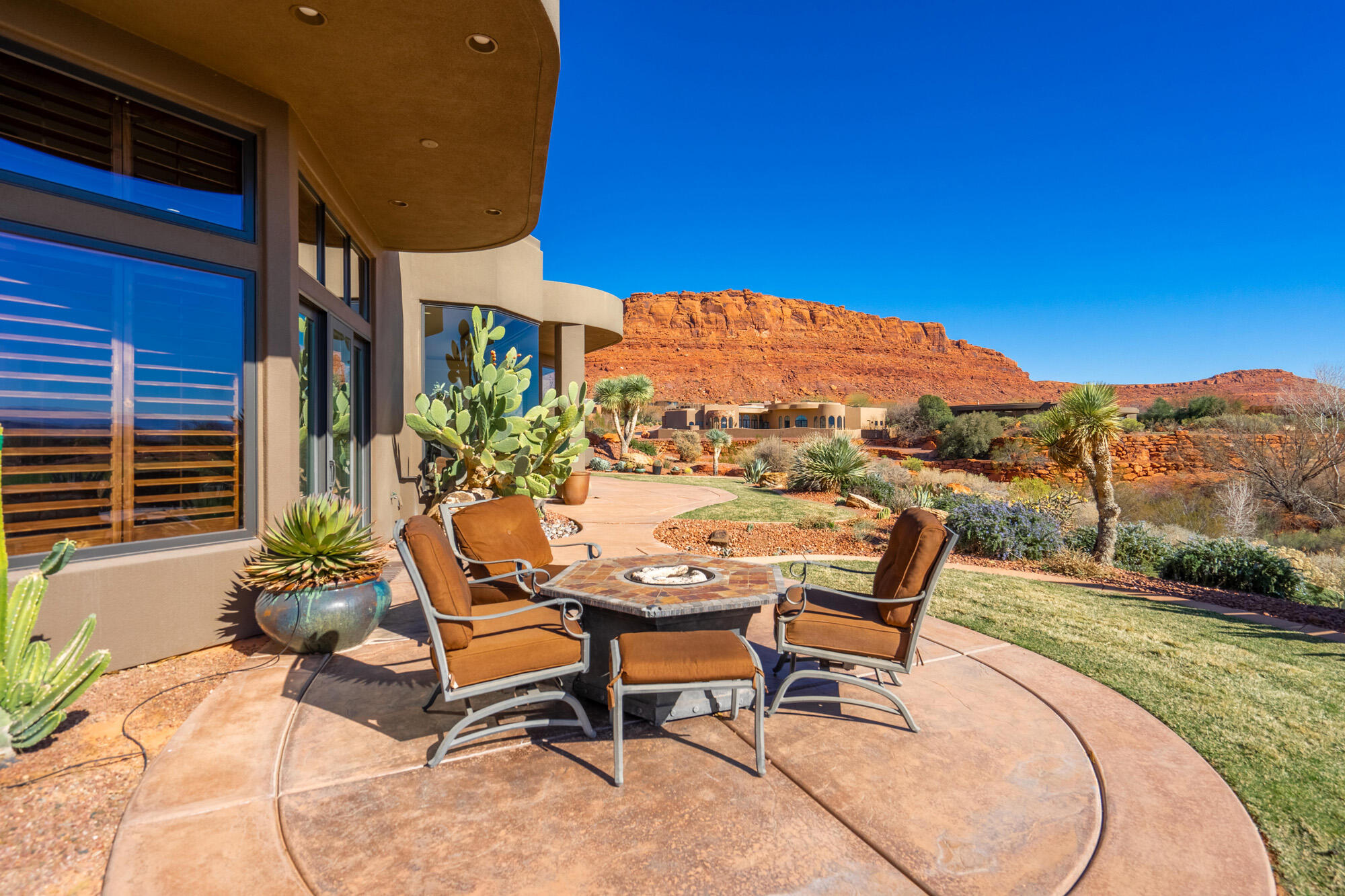 CLIFFS OF SNOW CANYON - Residential