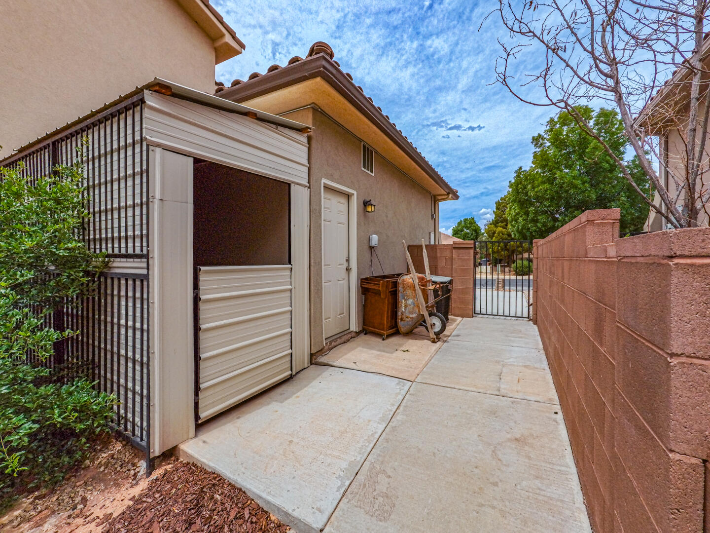ESTATES AT HIDDEN VALLEY - Residential