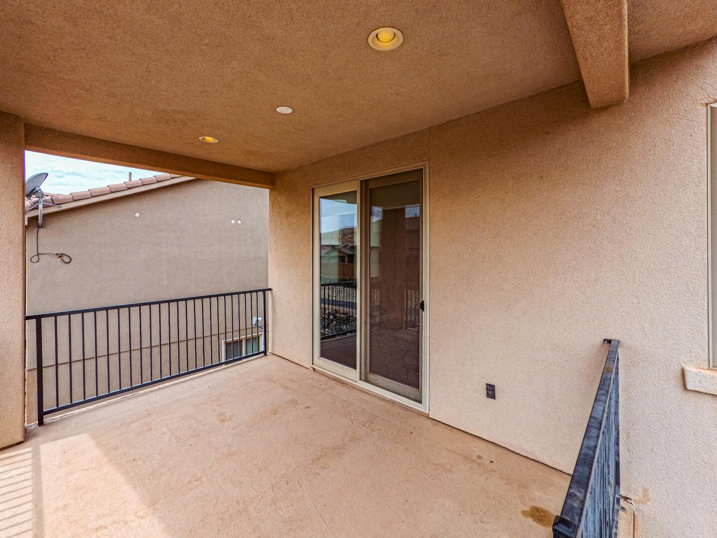ESTATES AT HIDDEN VALLEY - Residential