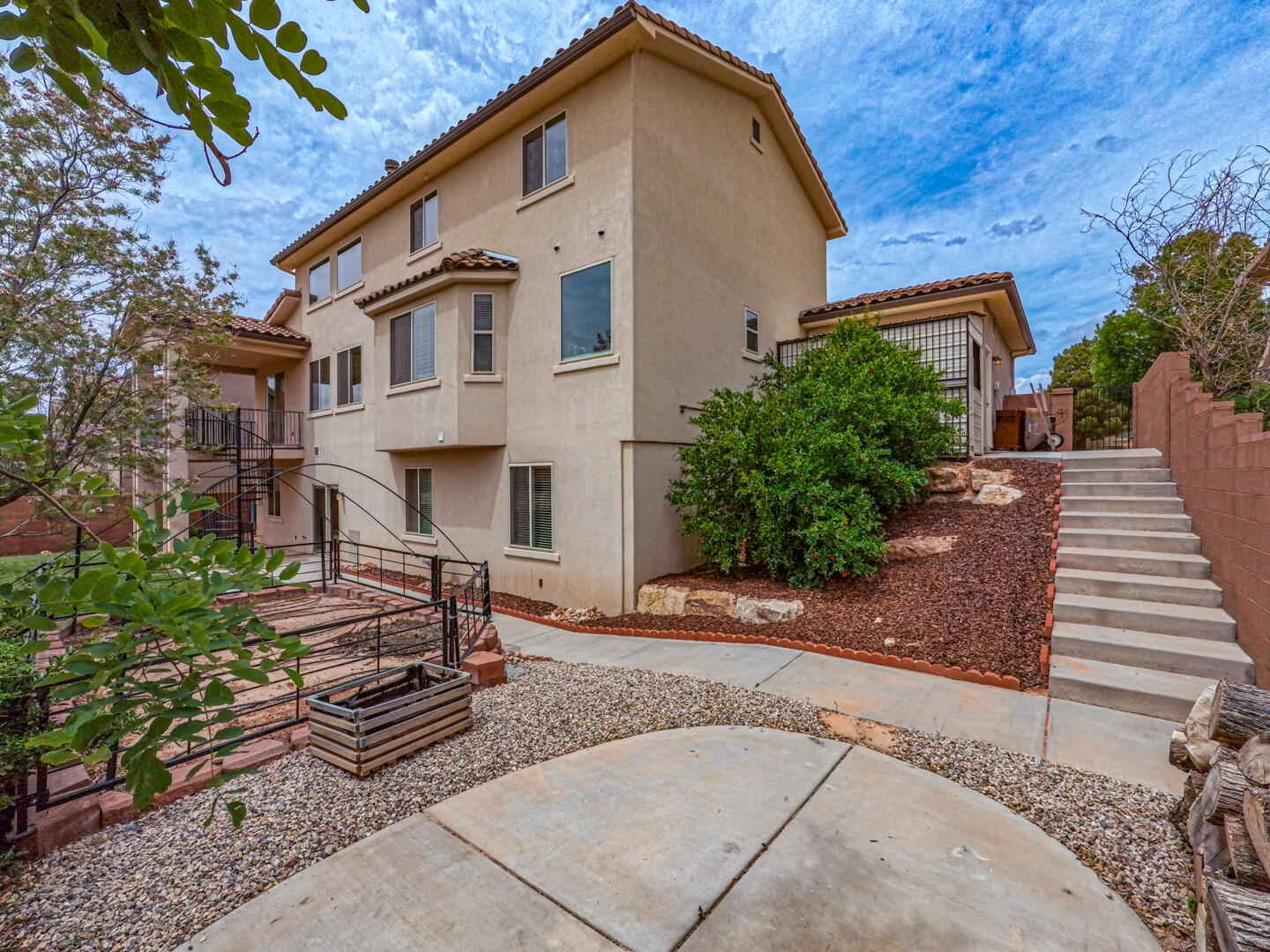 ESTATES AT HIDDEN VALLEY - Residential