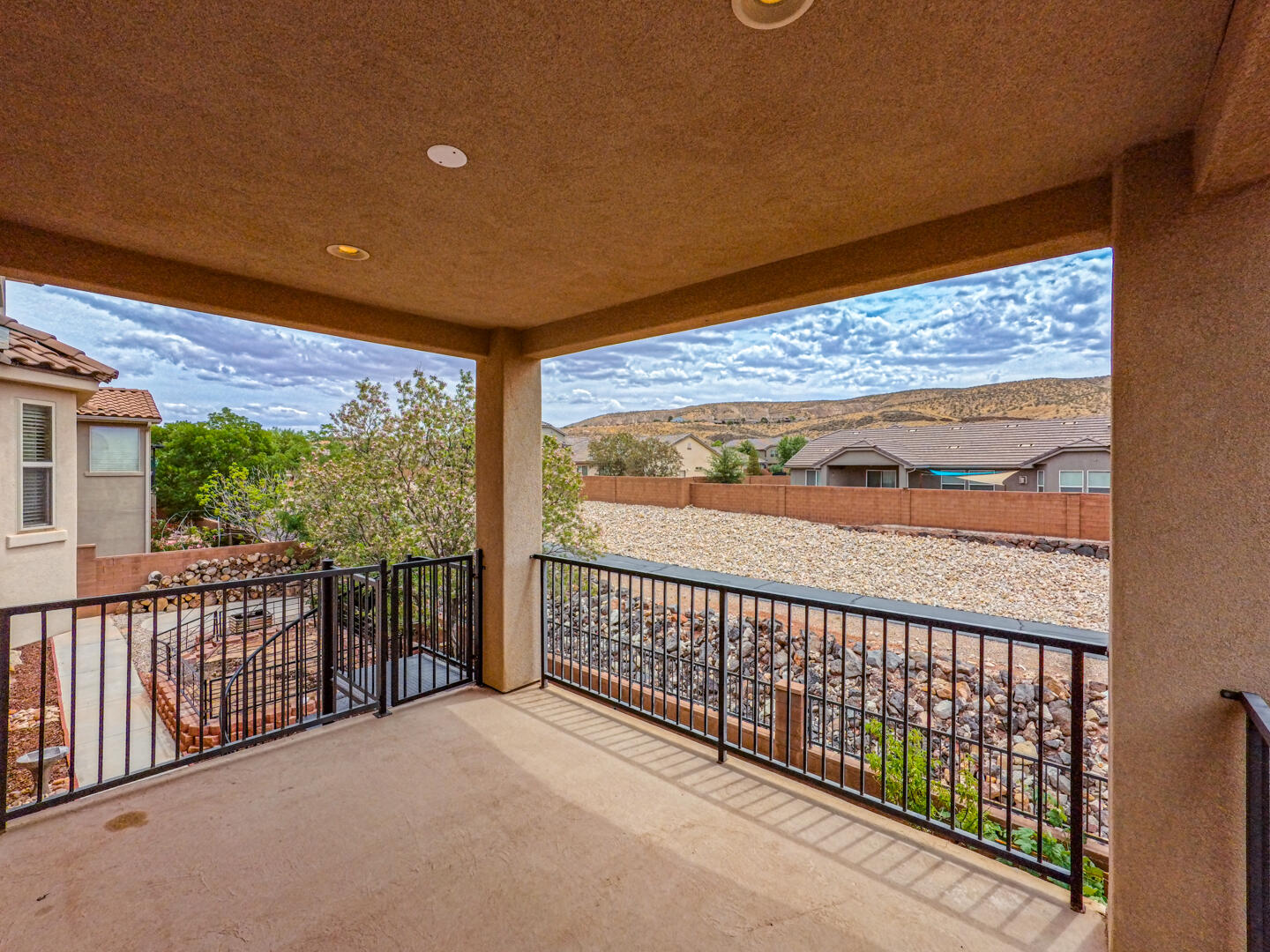 ESTATES AT HIDDEN VALLEY - Residential