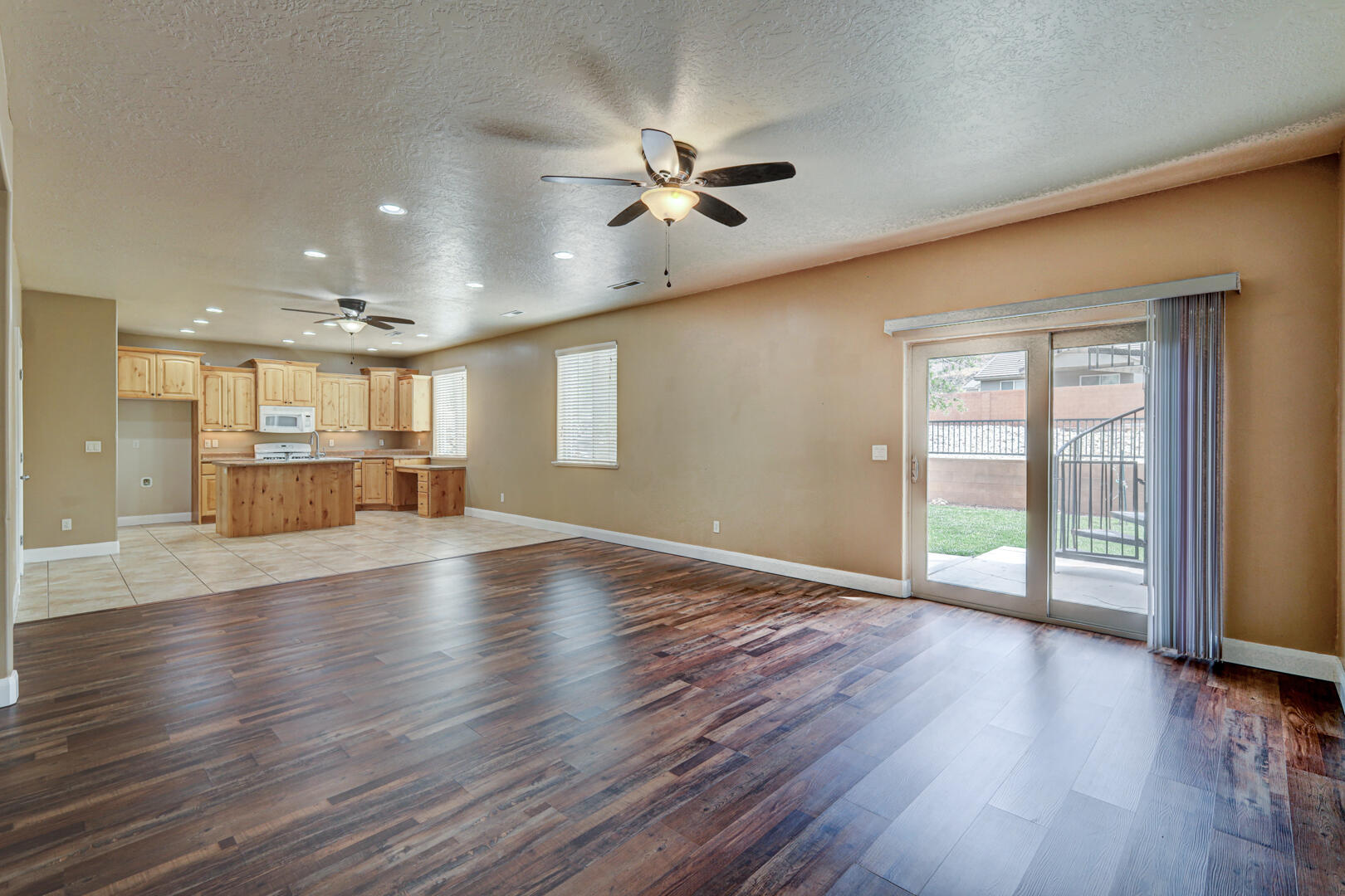 ESTATES AT HIDDEN VALLEY - Residential