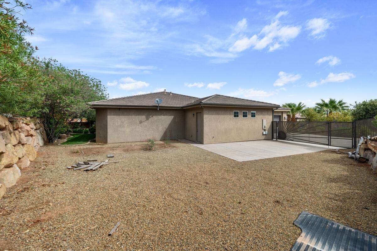 TONAQUINT TERRACE - Residential