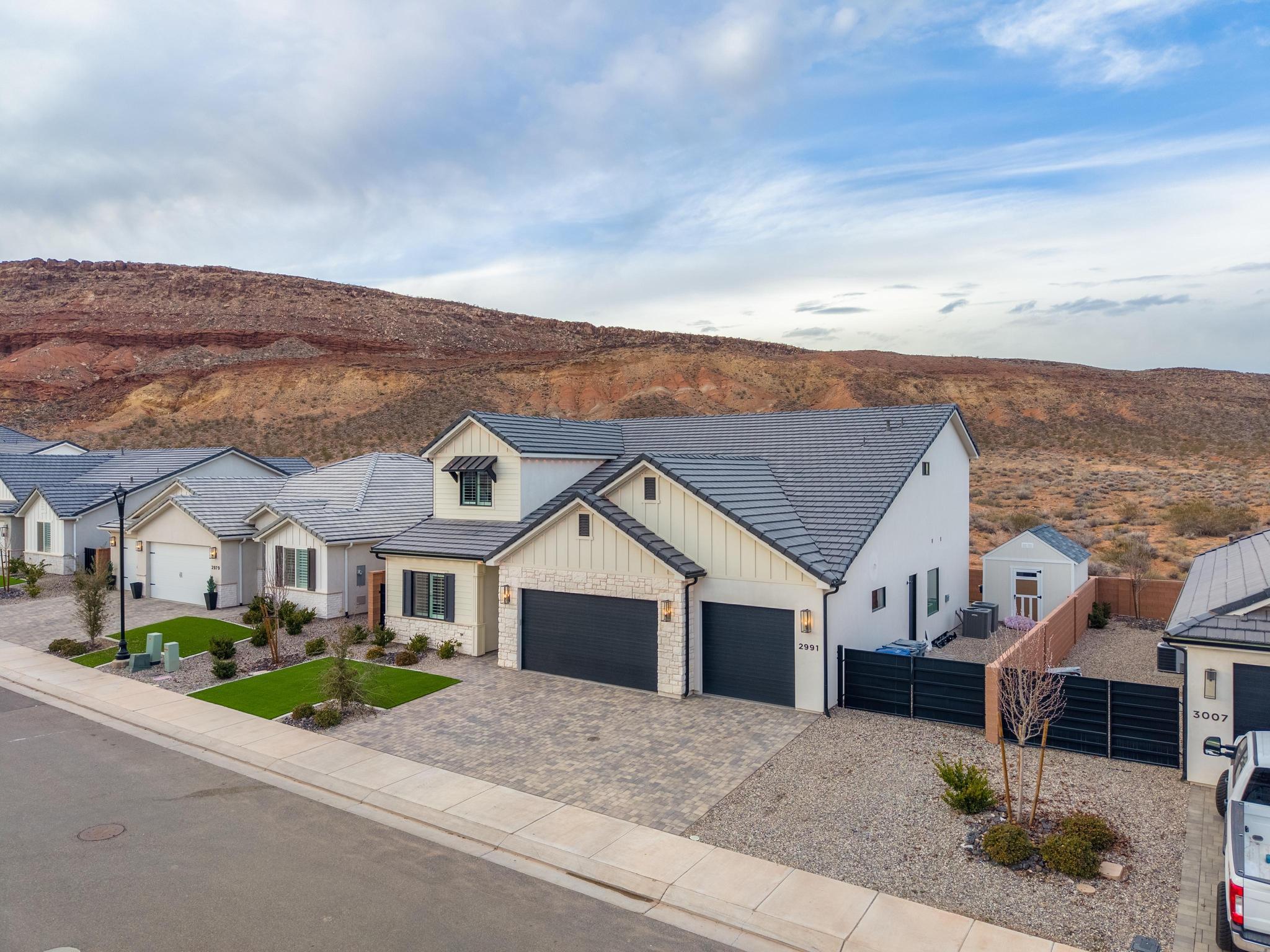 RED MESA AT SUNRISE VALLEY - Residential