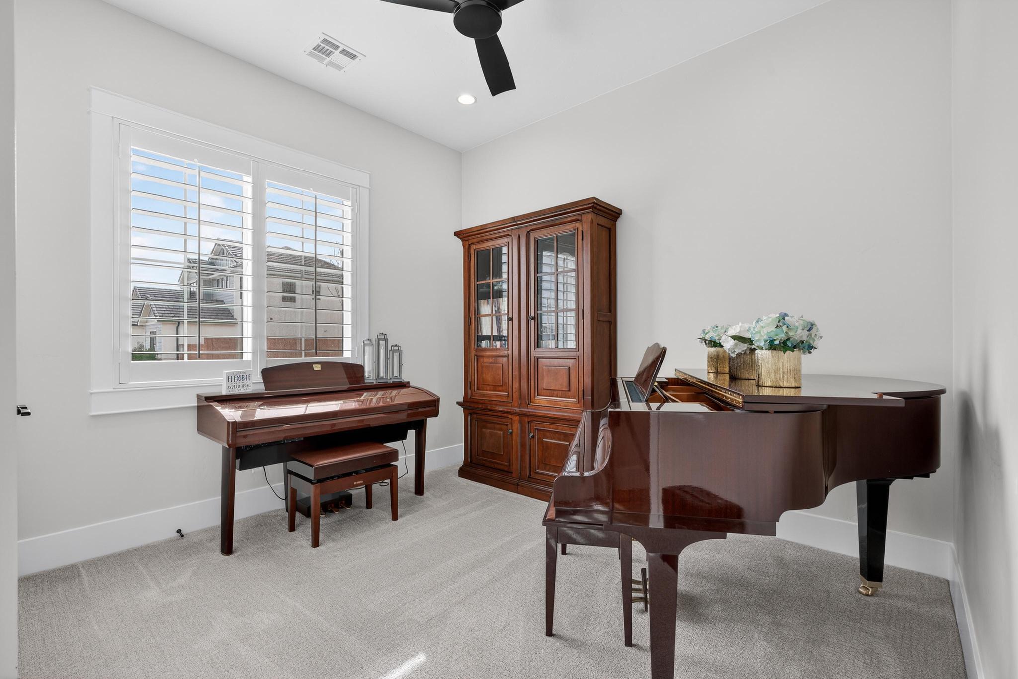RED MESA AT SUNRISE VALLEY - Residential