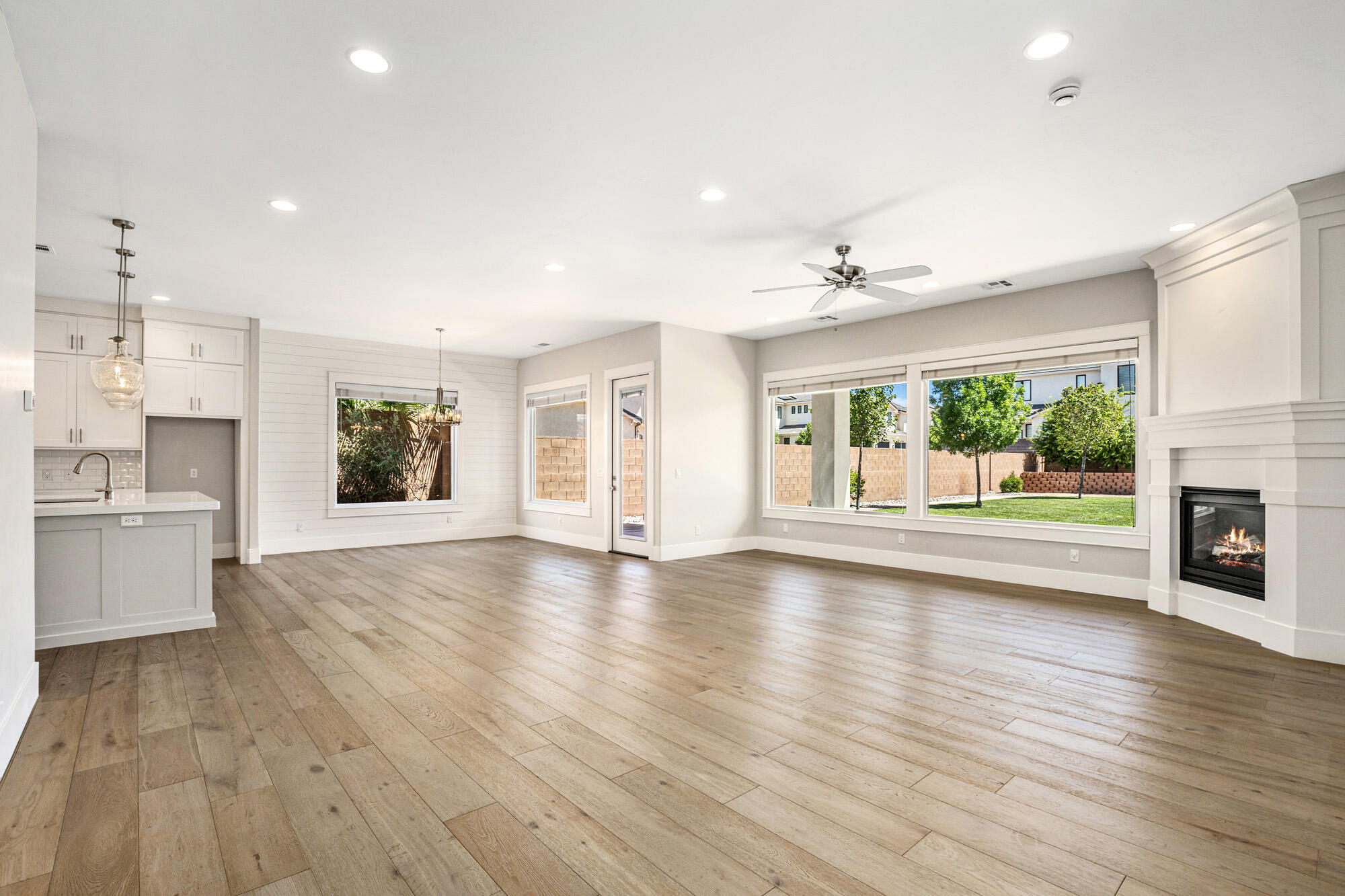 STEEPLECHASE AT WASHINGTON FIELDS - Residential