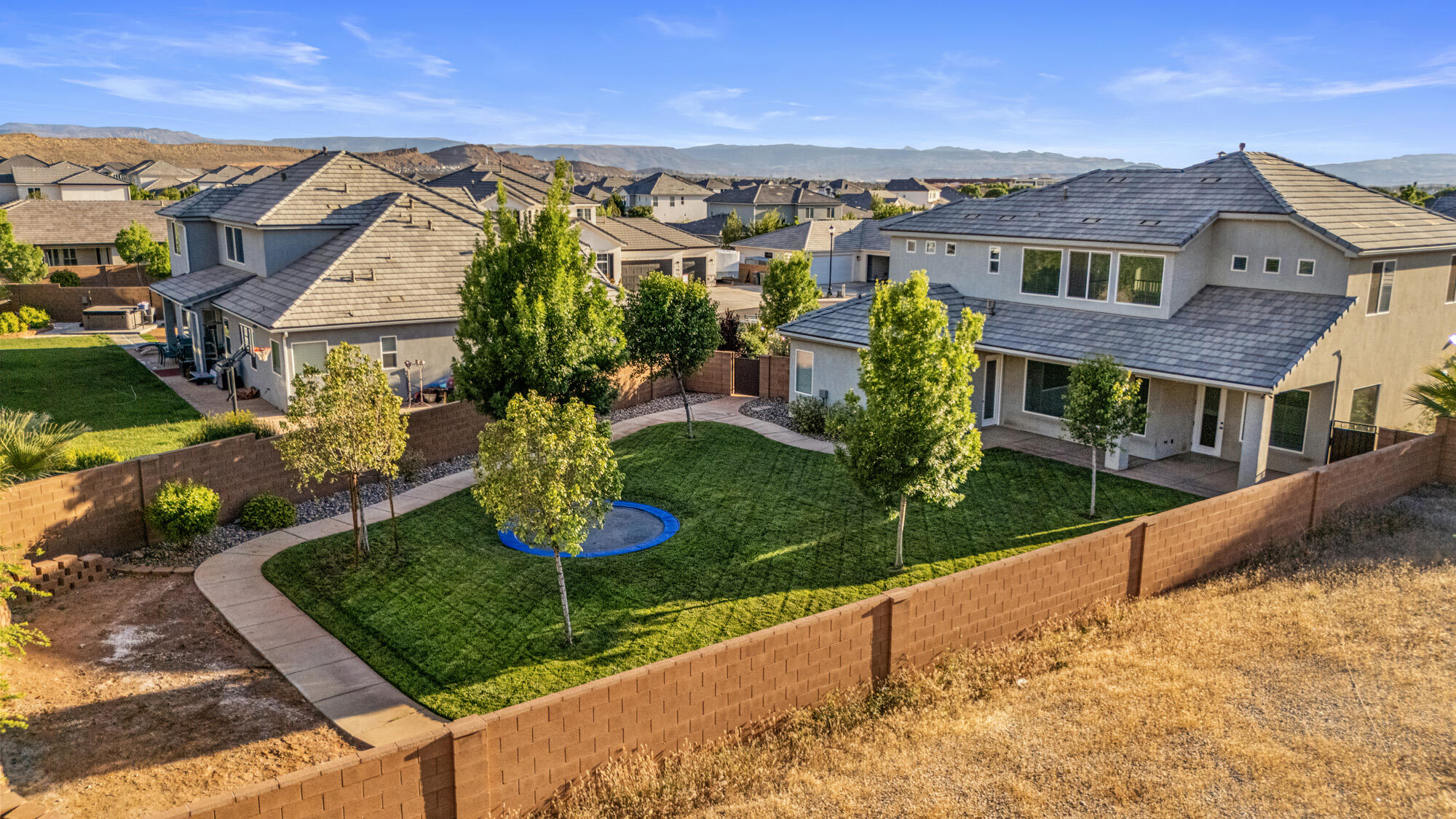 STEEPLECHASE AT WASHINGTON FIELDS - Residential