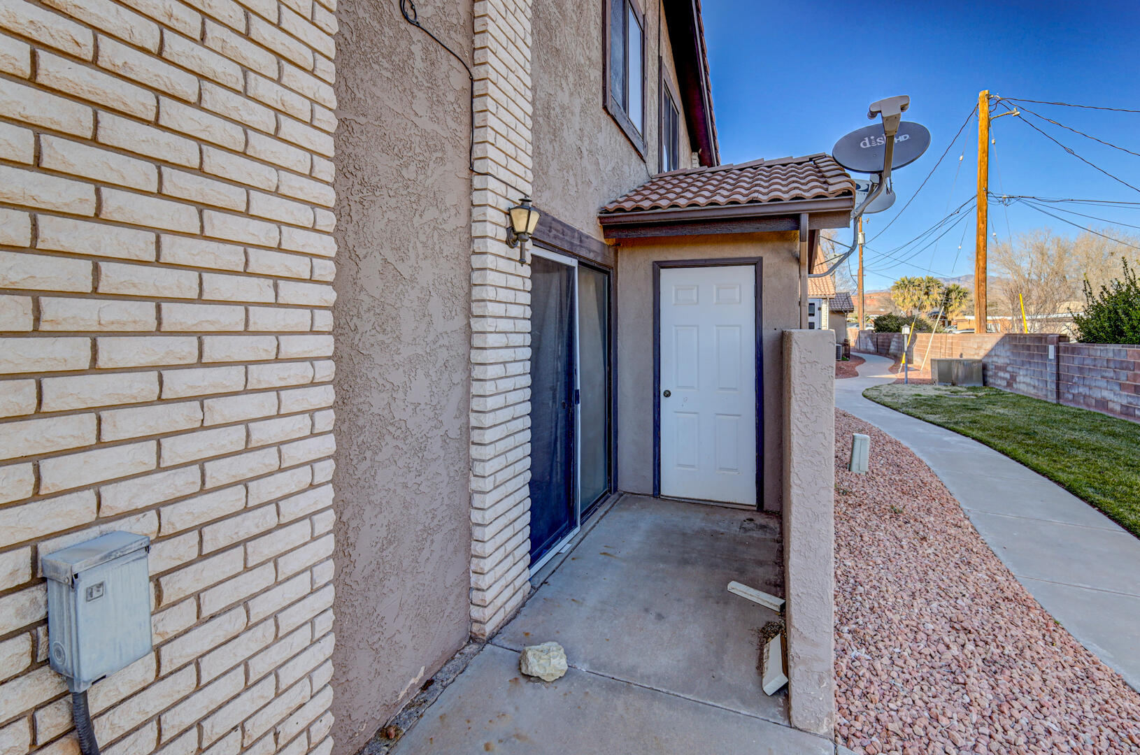 TOWN OAKS - Residential