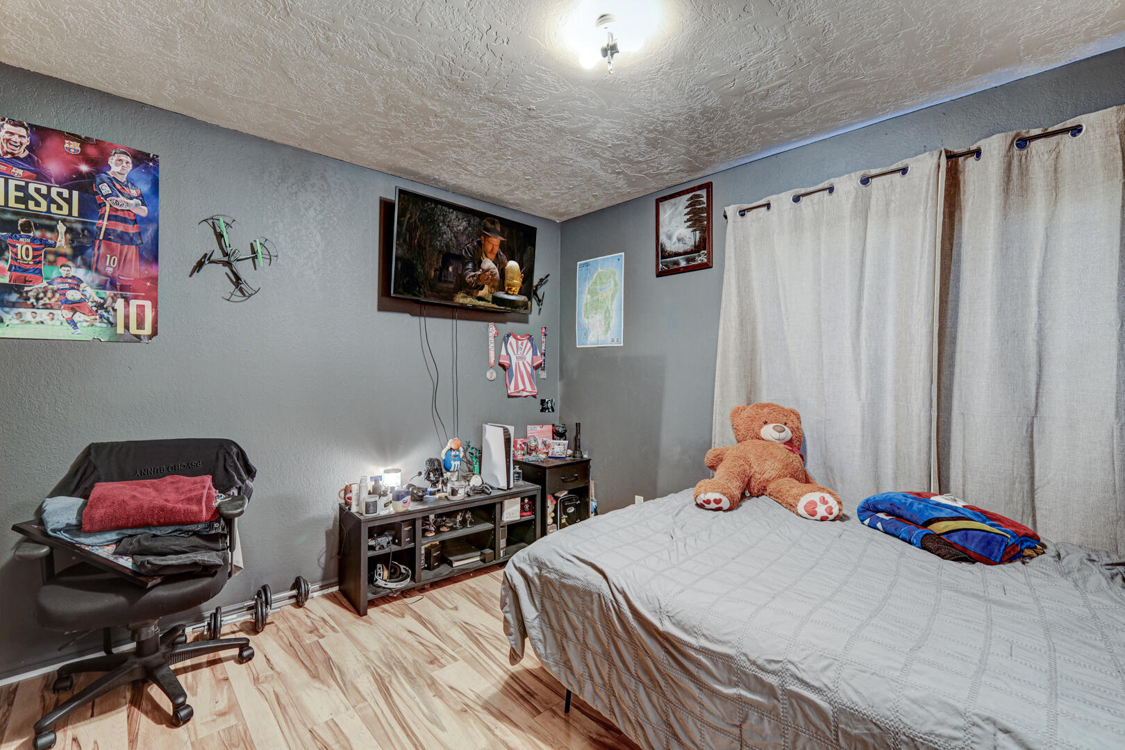 TOWN OAKS - Residential