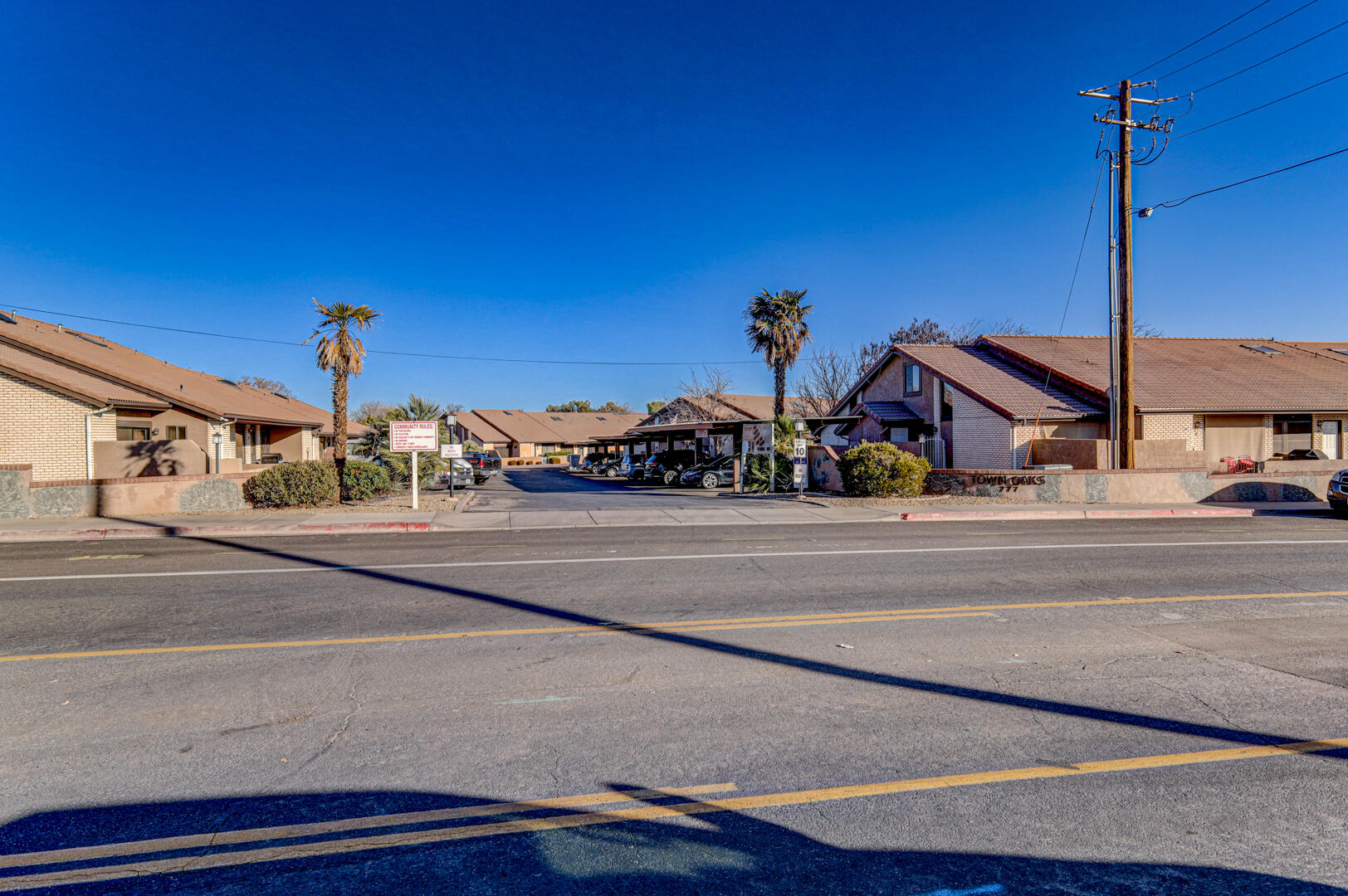 TOWN OAKS - Residential