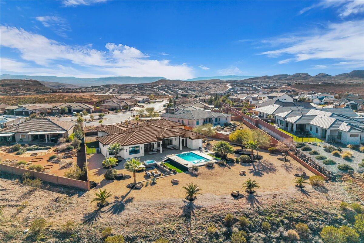 TUSCANY HILLS - Residential