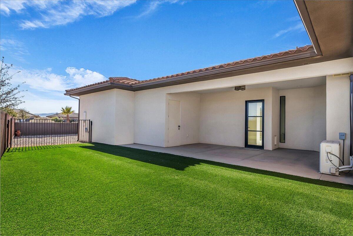TUSCANY HILLS - Residential