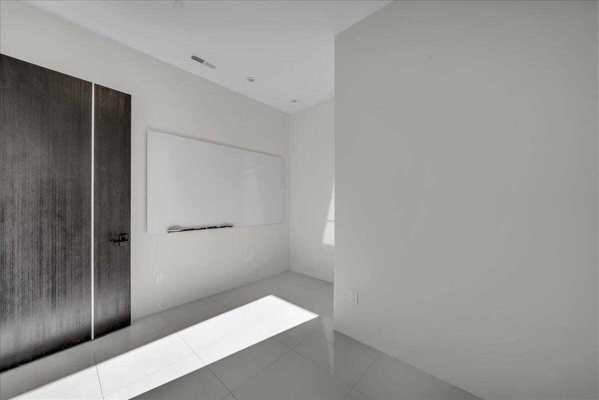 TUSCANY HILLS - Residential