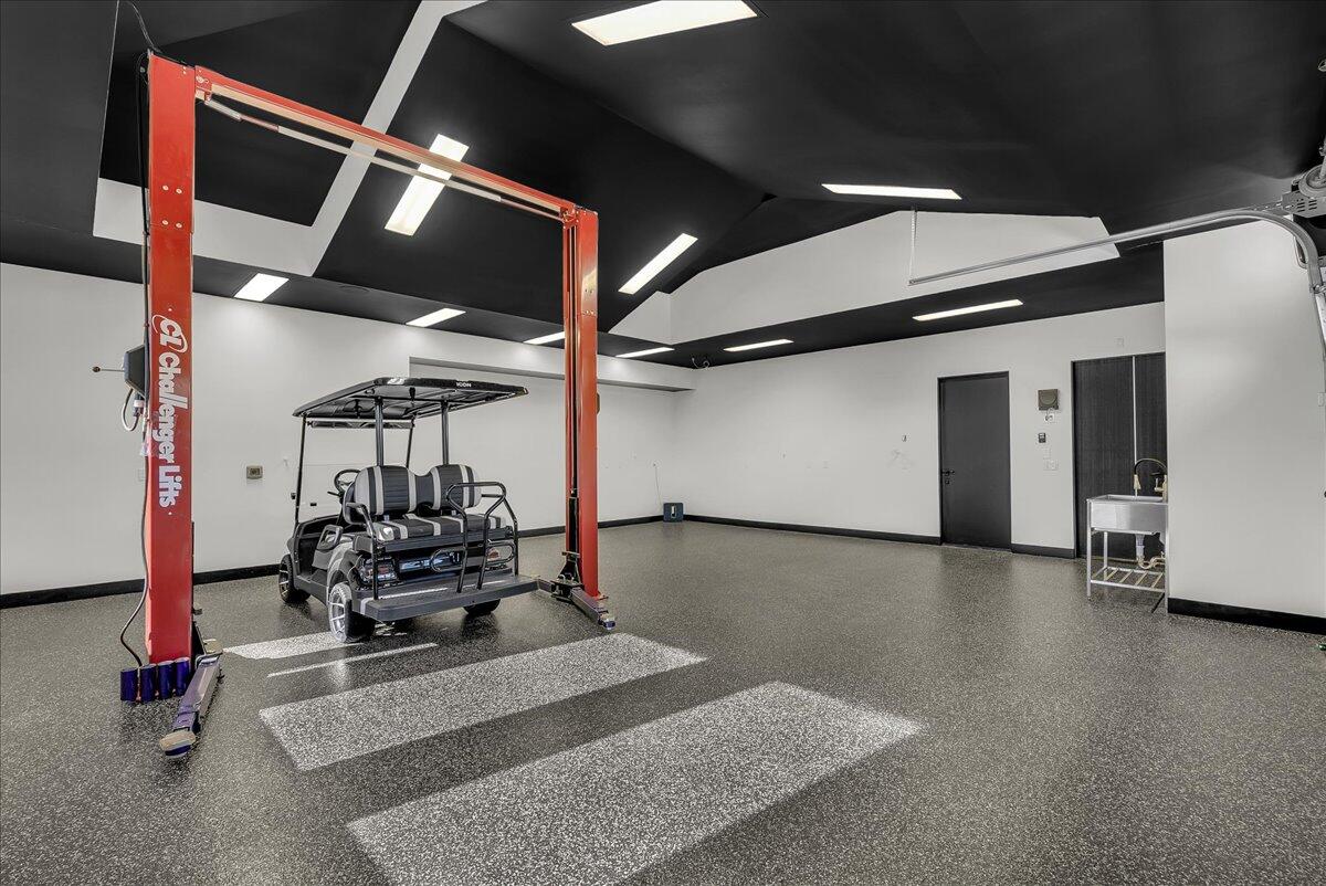 TUSCANY HILLS - Residential