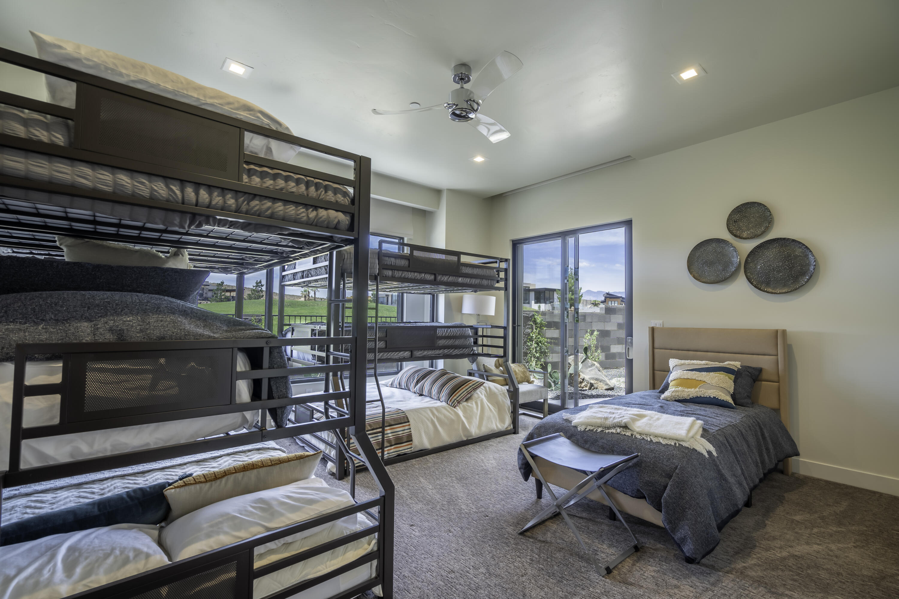 CLIFF VIEW EST AT COPPER ROCK - Residential