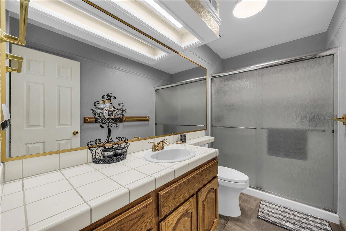 WILLOW RUN RESORT CONDOS - Residential