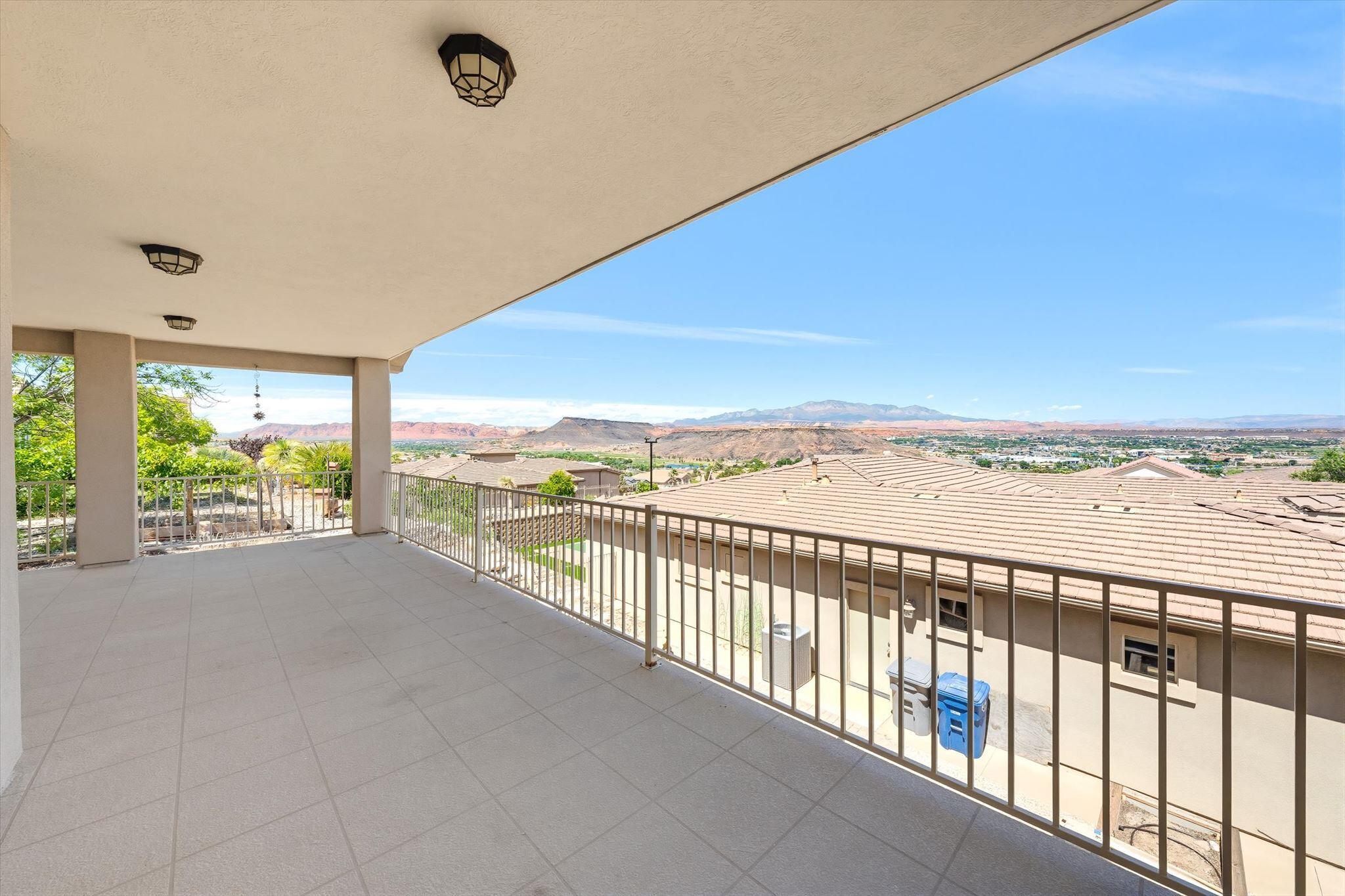 VERDE RIDGE - Residential