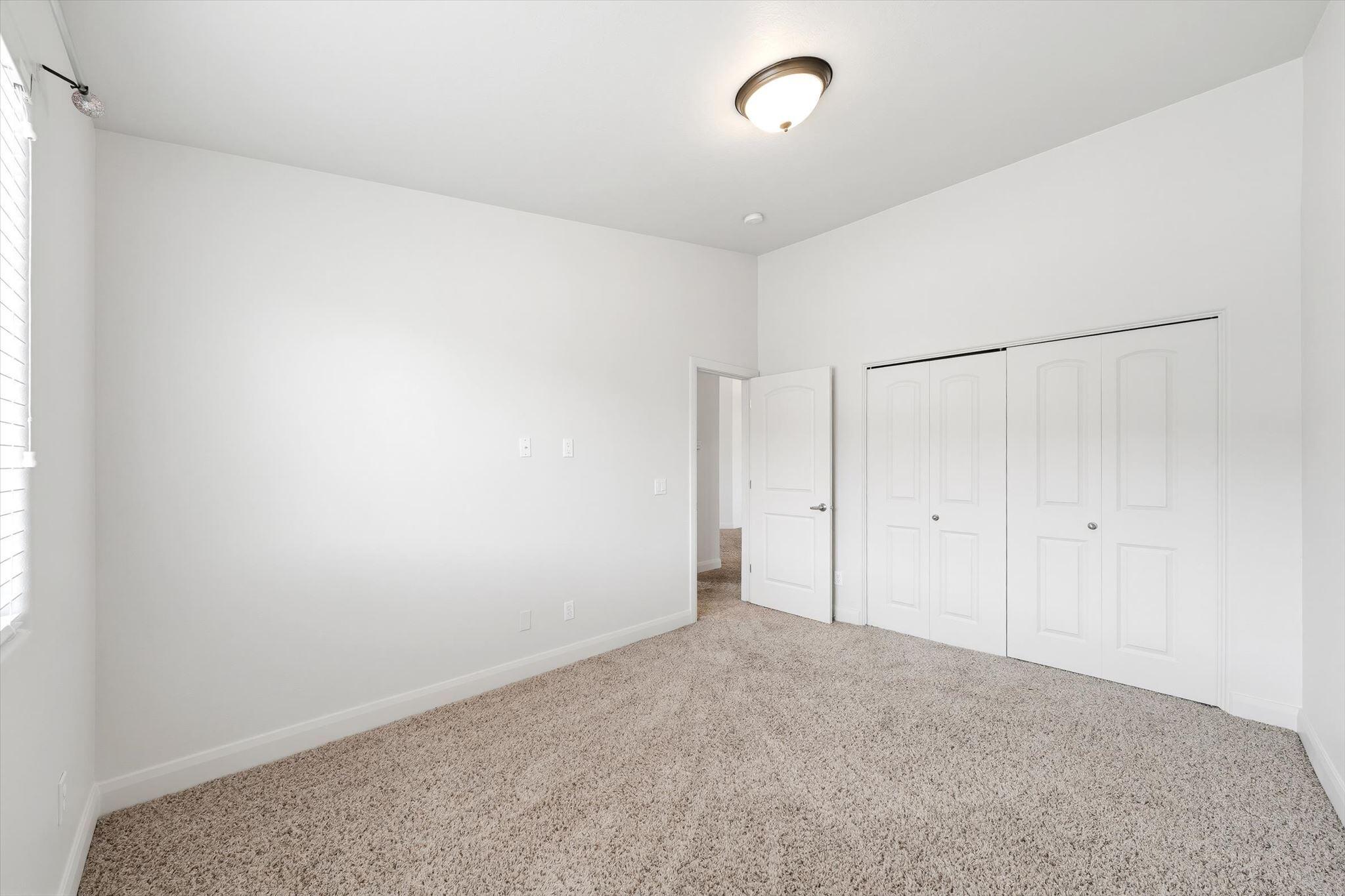 VERDE RIDGE - Residential